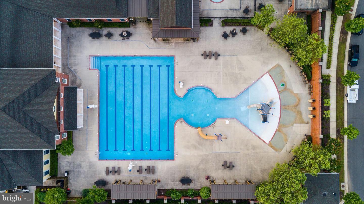 LADYSMITH VILLAGE - Residential