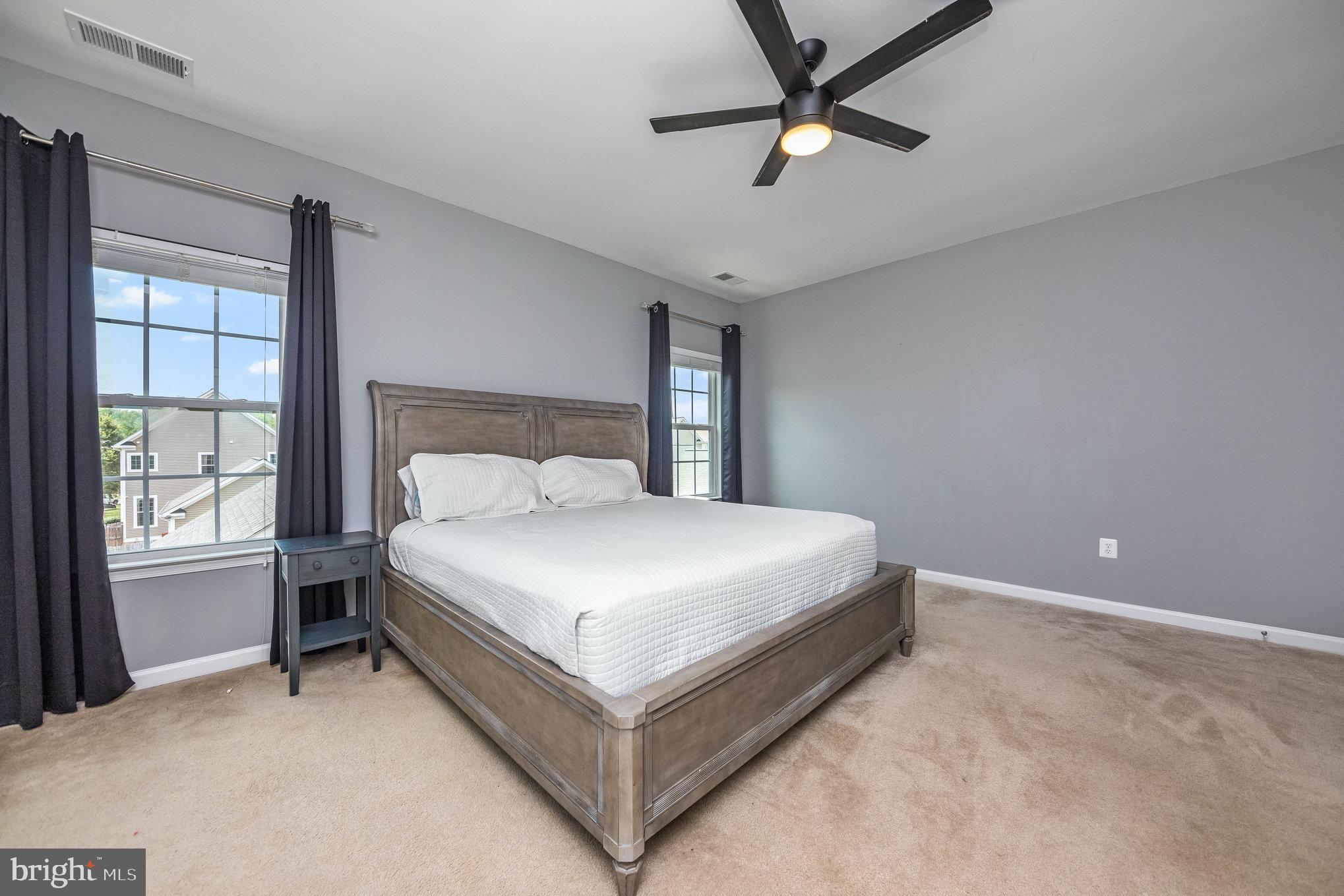 LADYSMITH VILLAGE - Residential