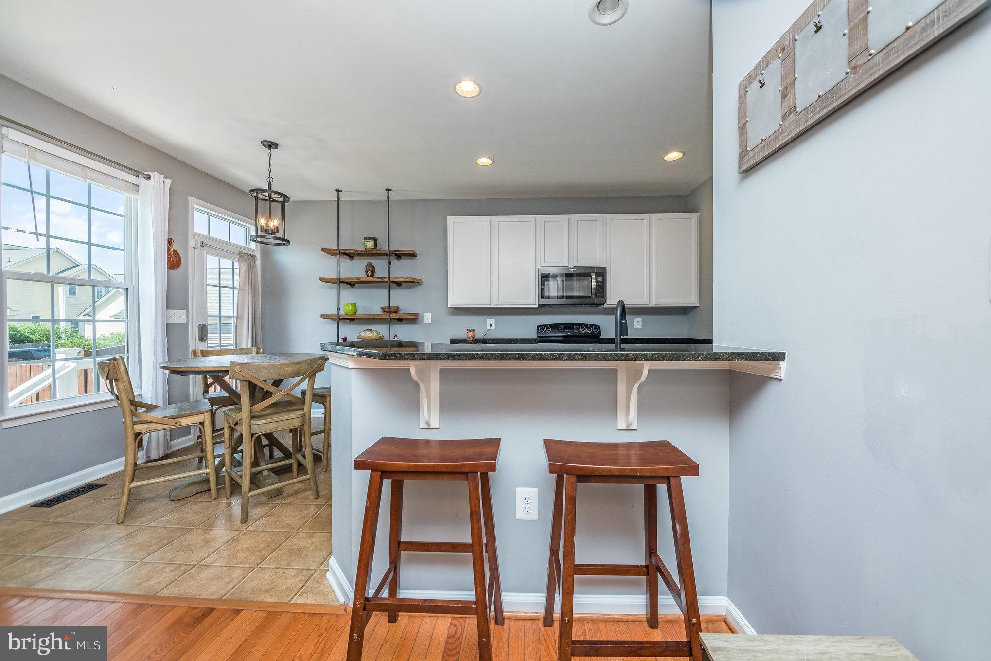 LADYSMITH VILLAGE - Residential