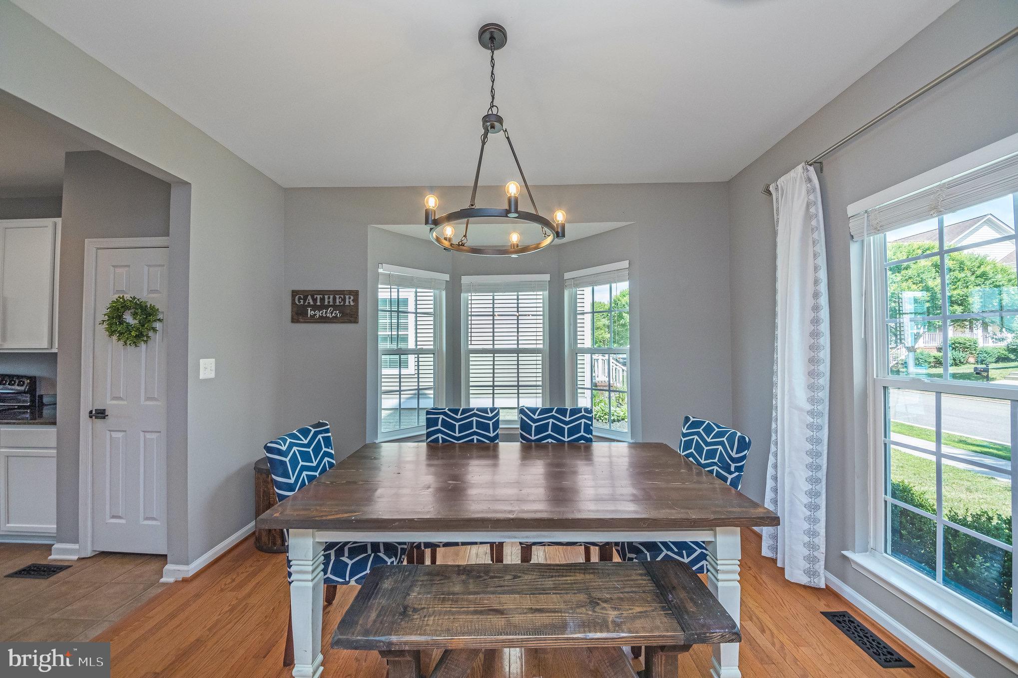 LADYSMITH VILLAGE - Residential