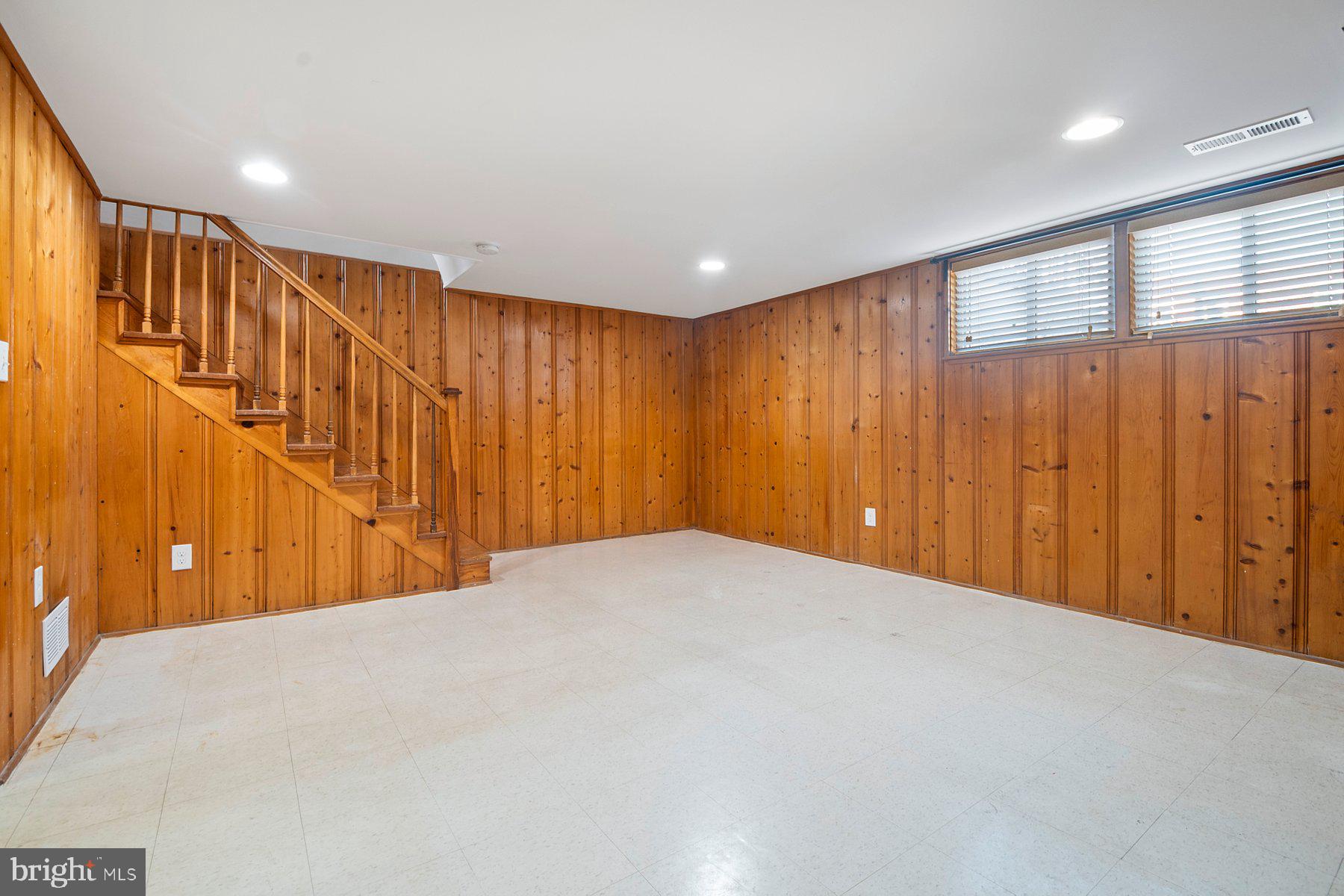 MAIDEN CHOICE VILLAGE - Residential Lease