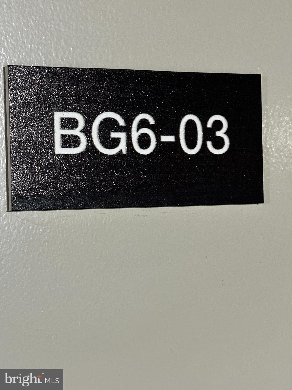 TURNBERRY TOWER - Residential