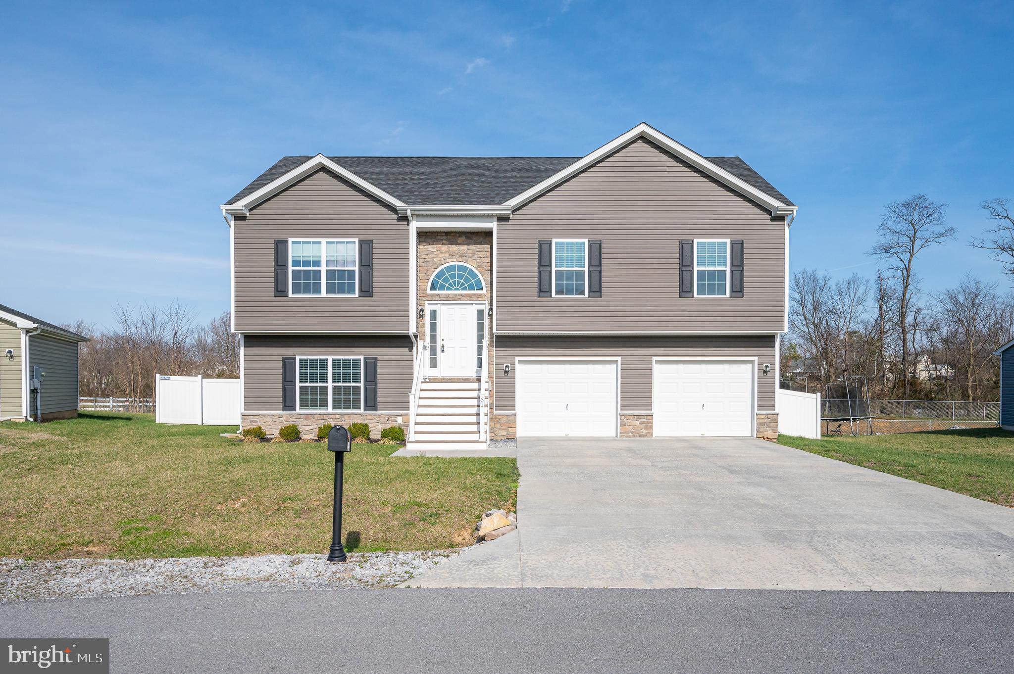 BOYDS CROSSING - Residential