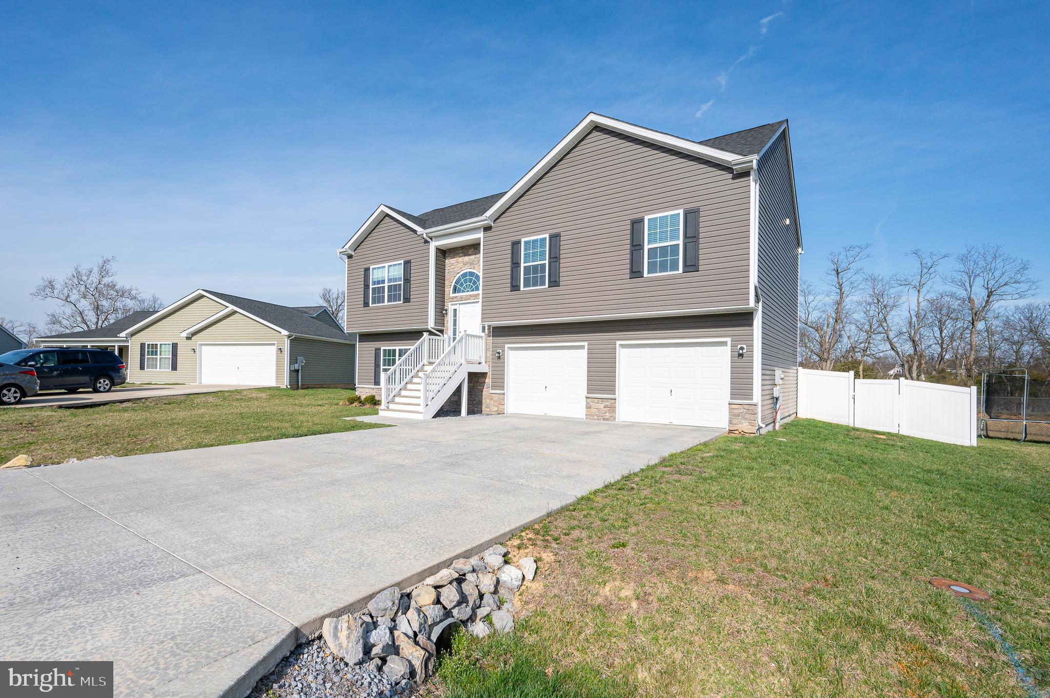 BOYDS CROSSING - Residential