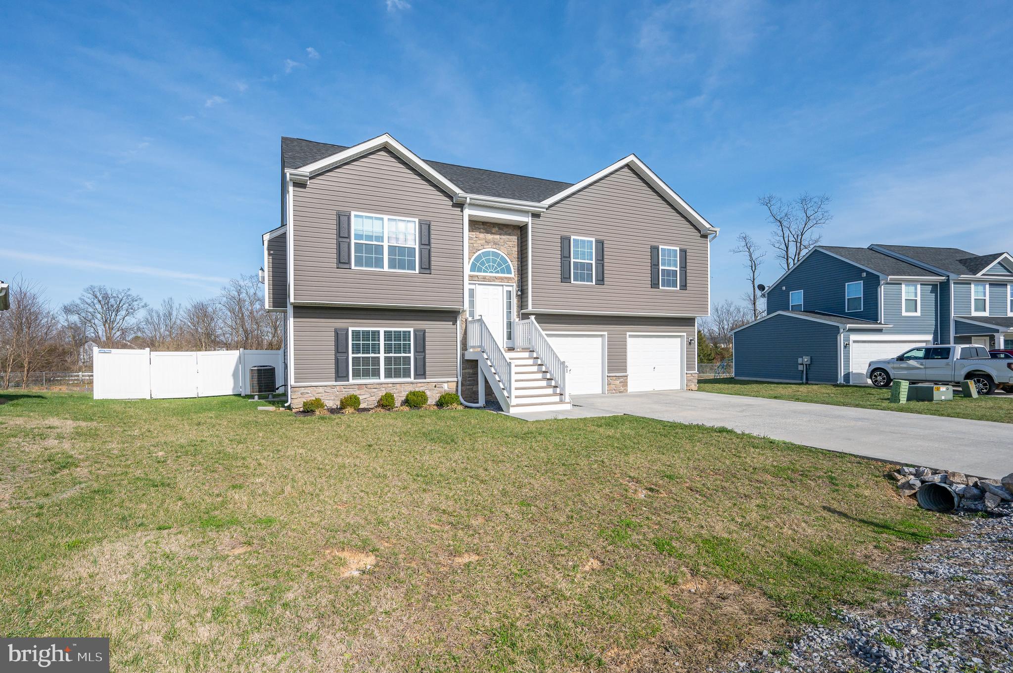 BOYDS CROSSING - Residential