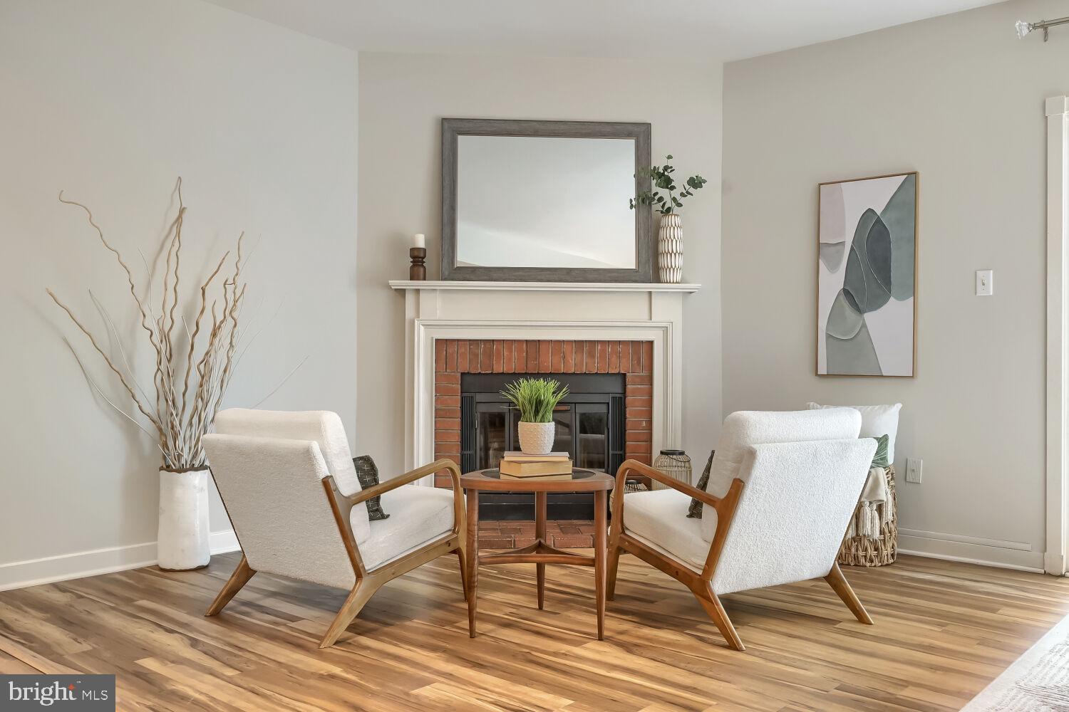 9438 MAYFLOWER COURT