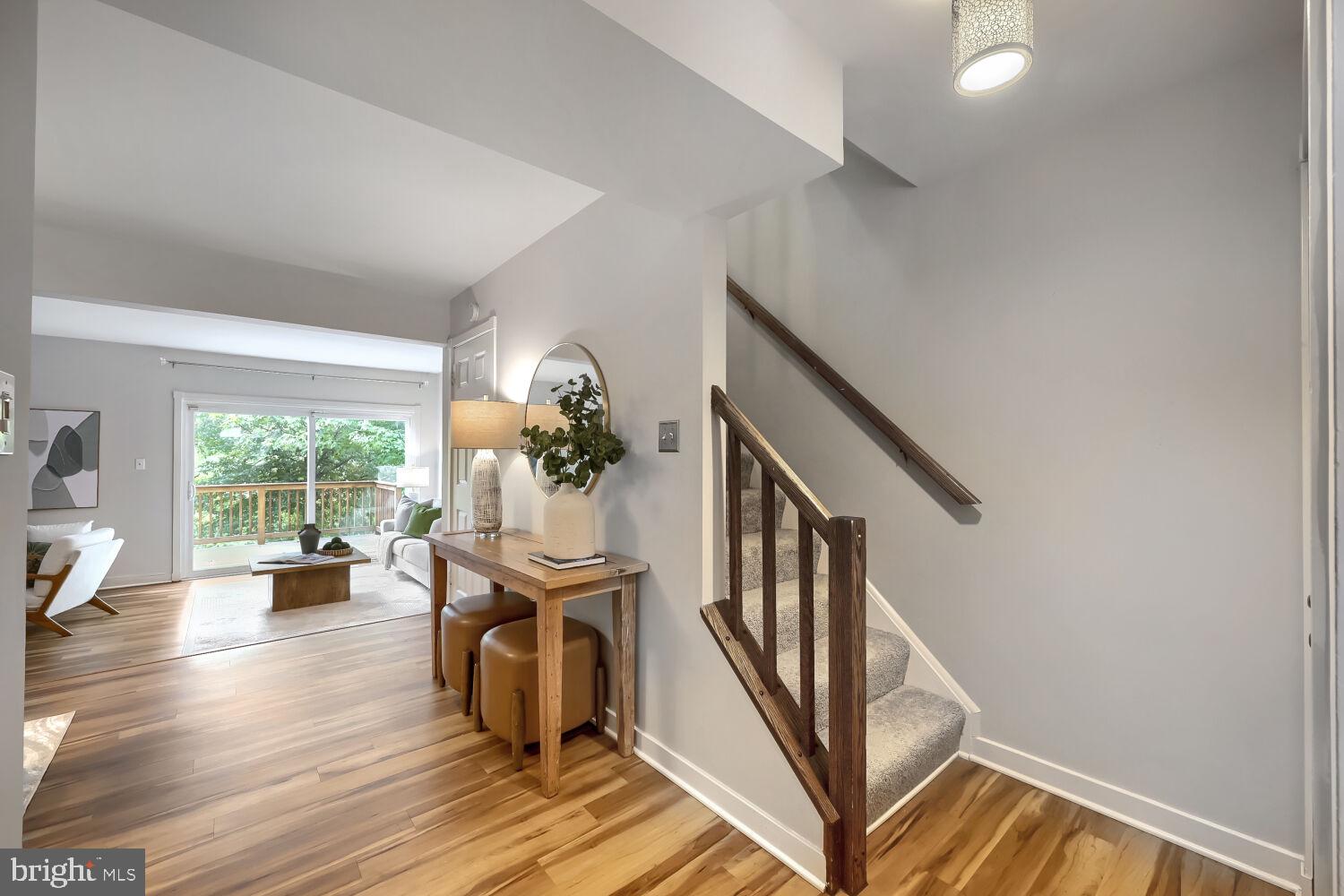 9438 MAYFLOWER COURT