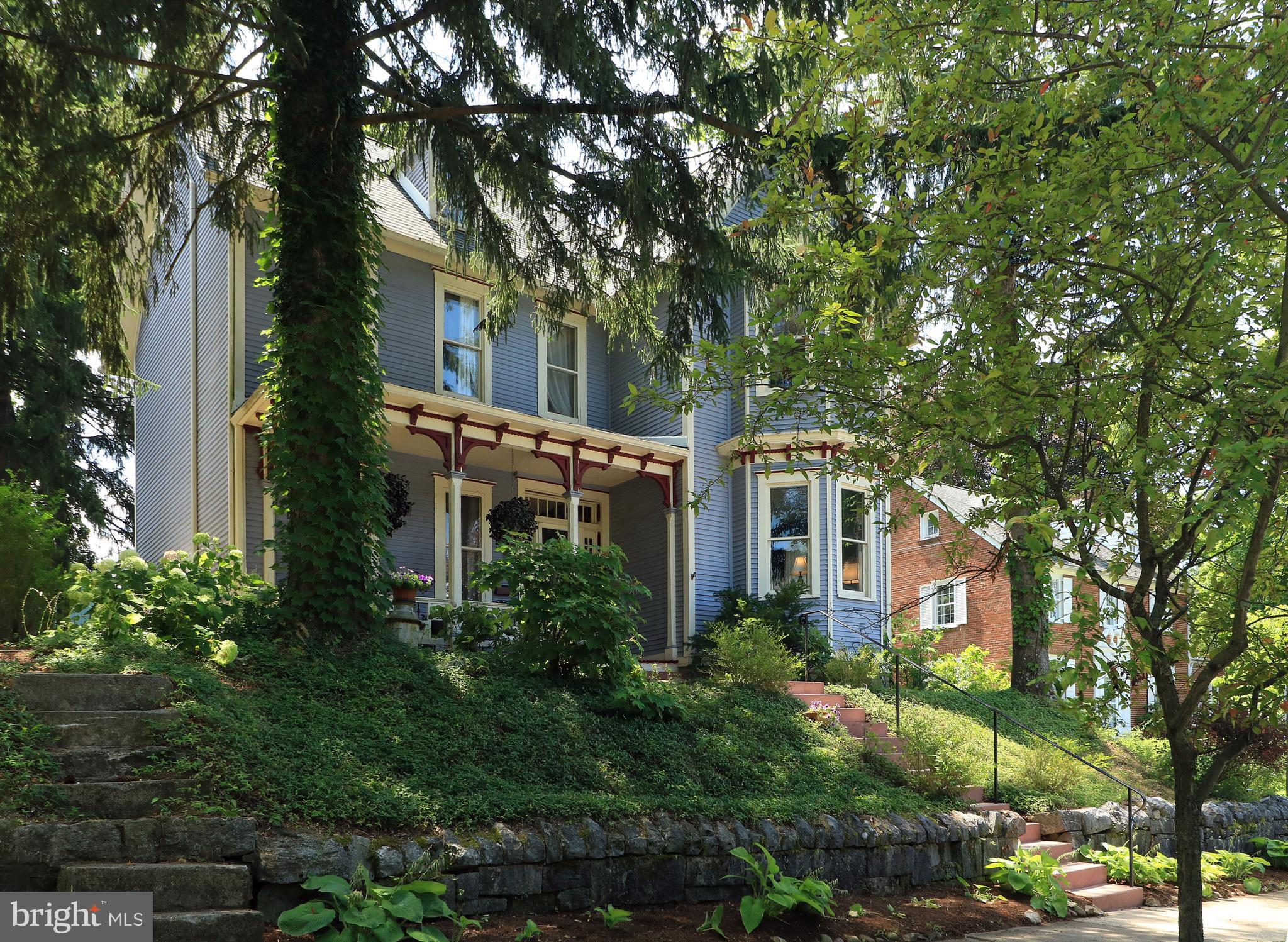 384 E LINN STREET
