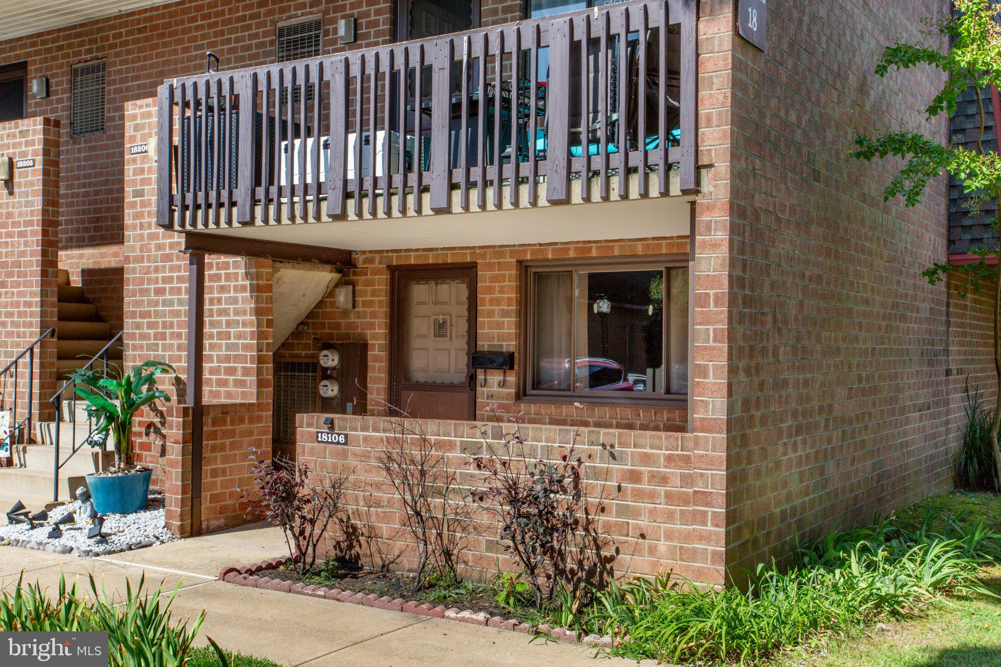 18106 DELAIRE LANDING ROAD 106