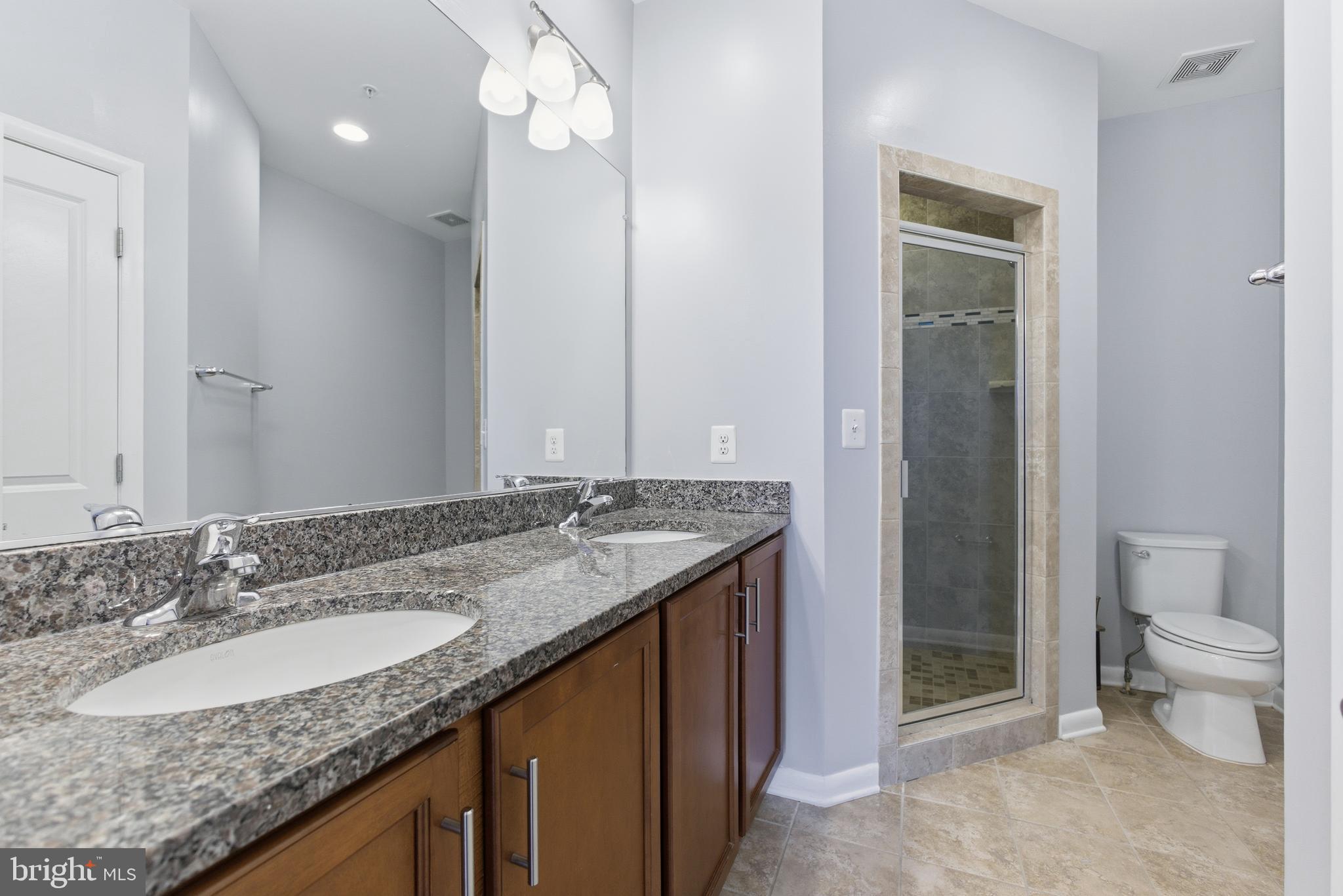 RIVERDALE PARK - Residential Lease