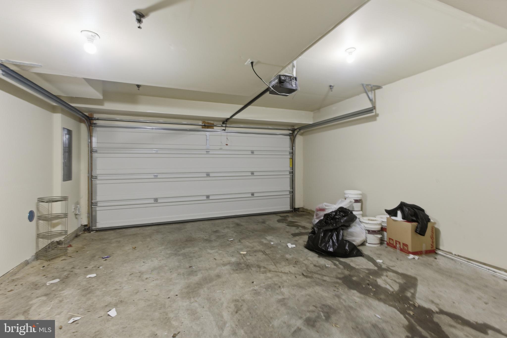 RIVERDALE PARK - Residential Lease