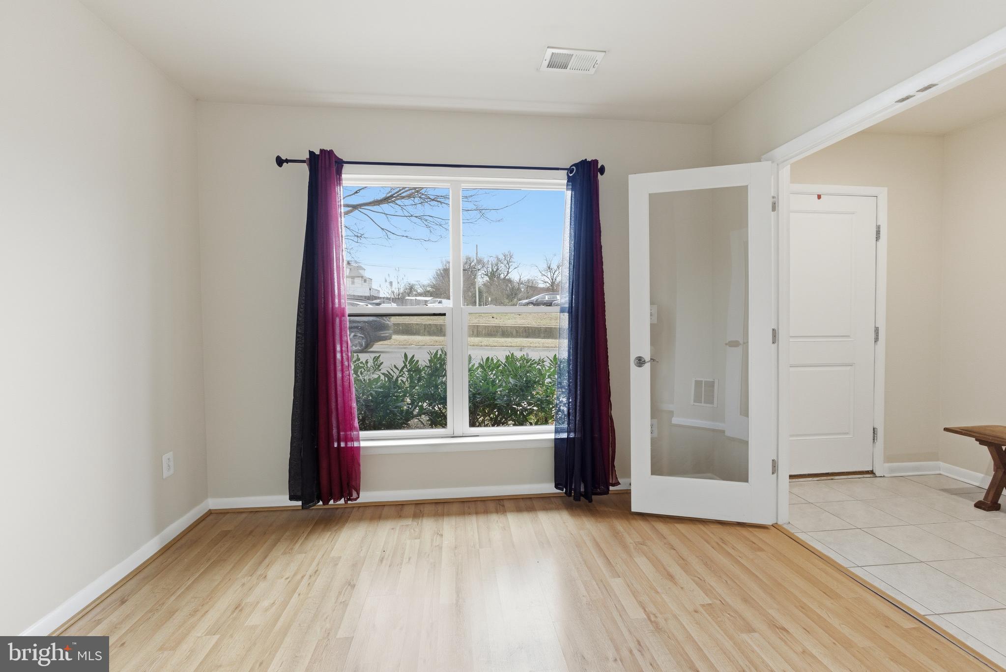 RIVERDALE PARK - Residential Lease