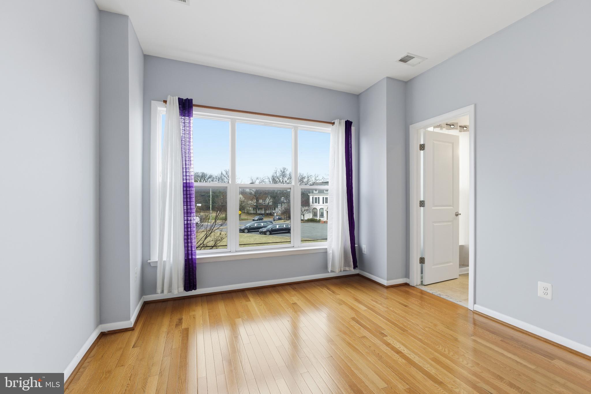 RIVERDALE PARK - Residential Lease