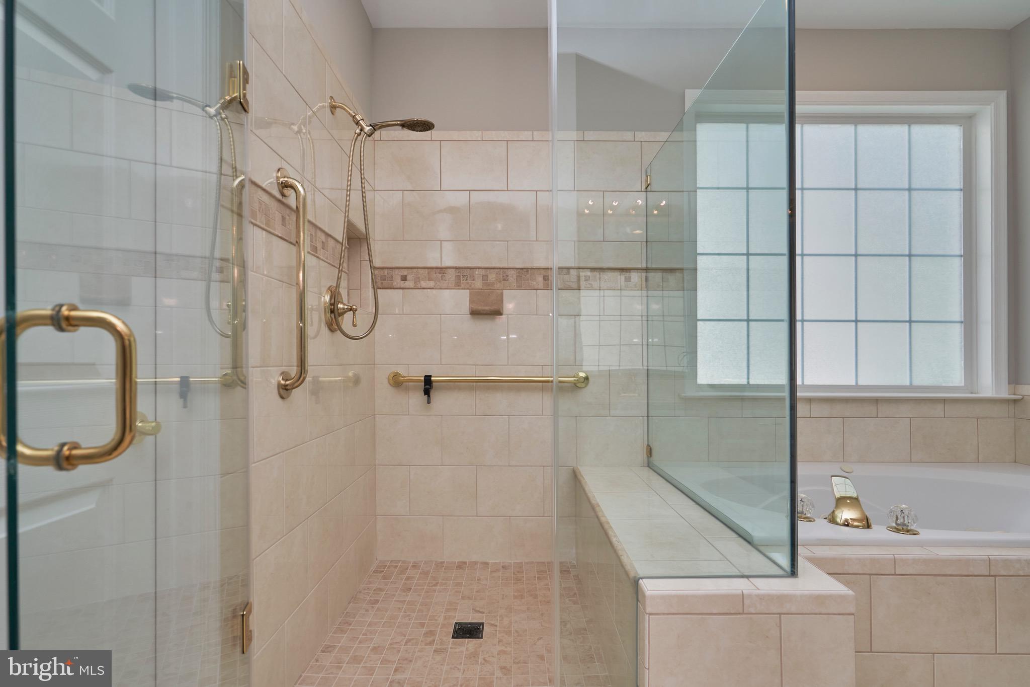 HERITAGE HUNT - Residential