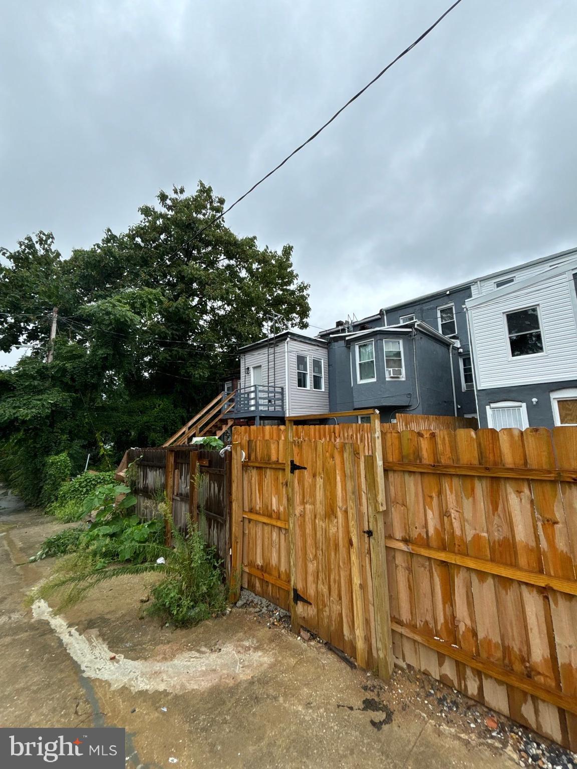 MIDTOWN EDMONDSON - Residential