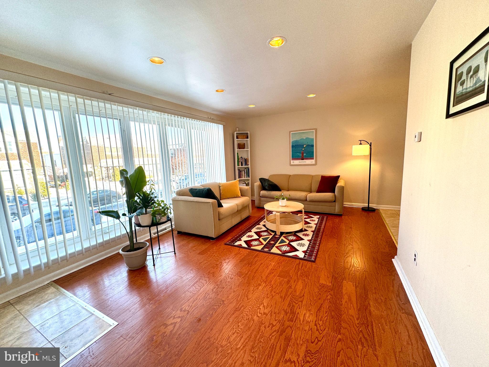 BELLS CORNER - Residential