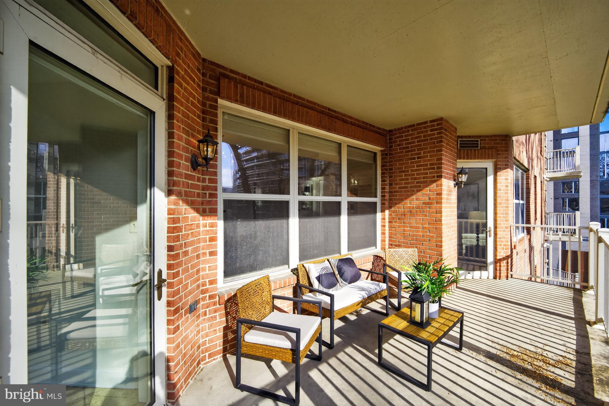 DAKOTA - Residential