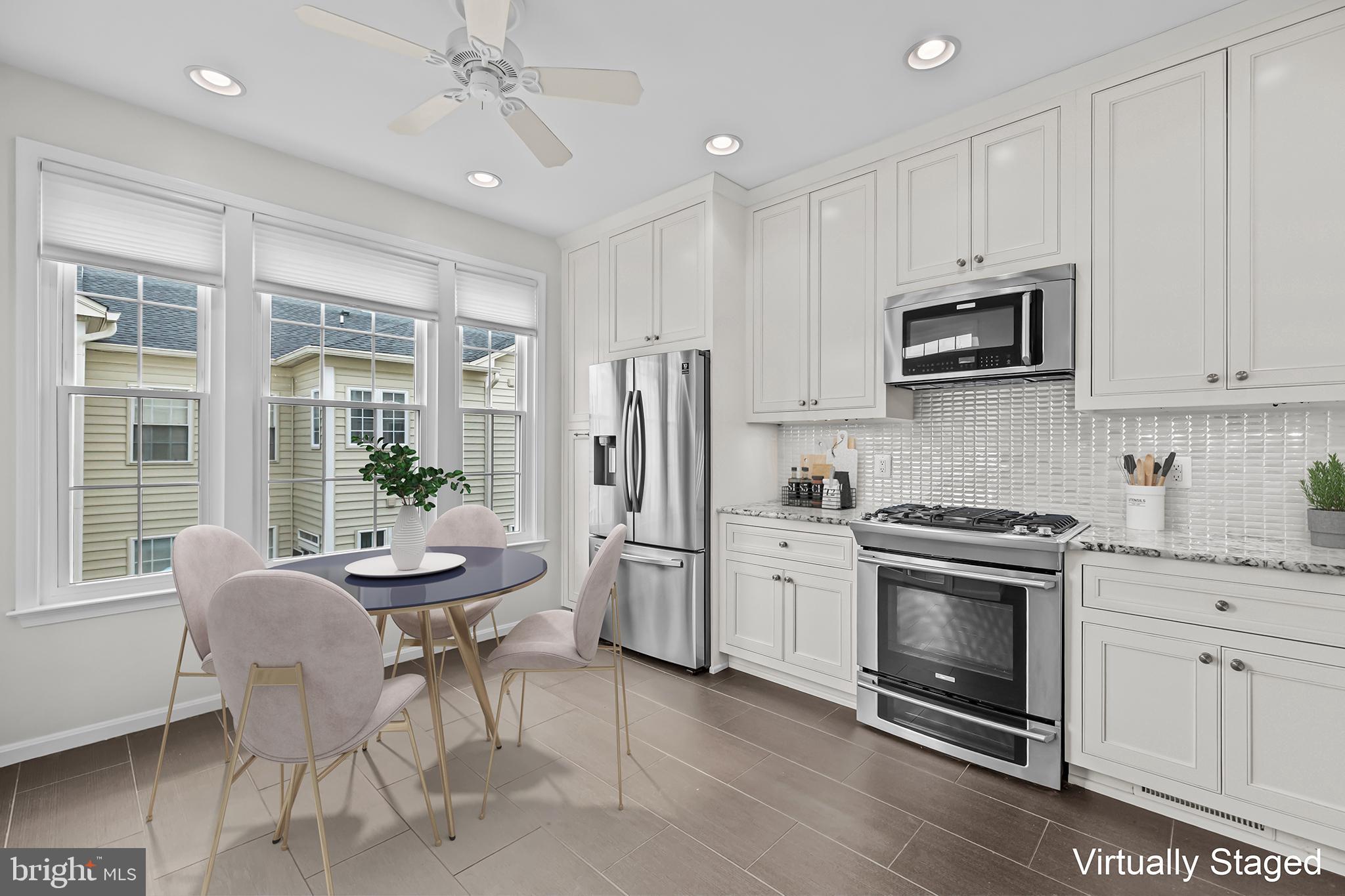 LOWES ISLAND/CASCADES - Residential