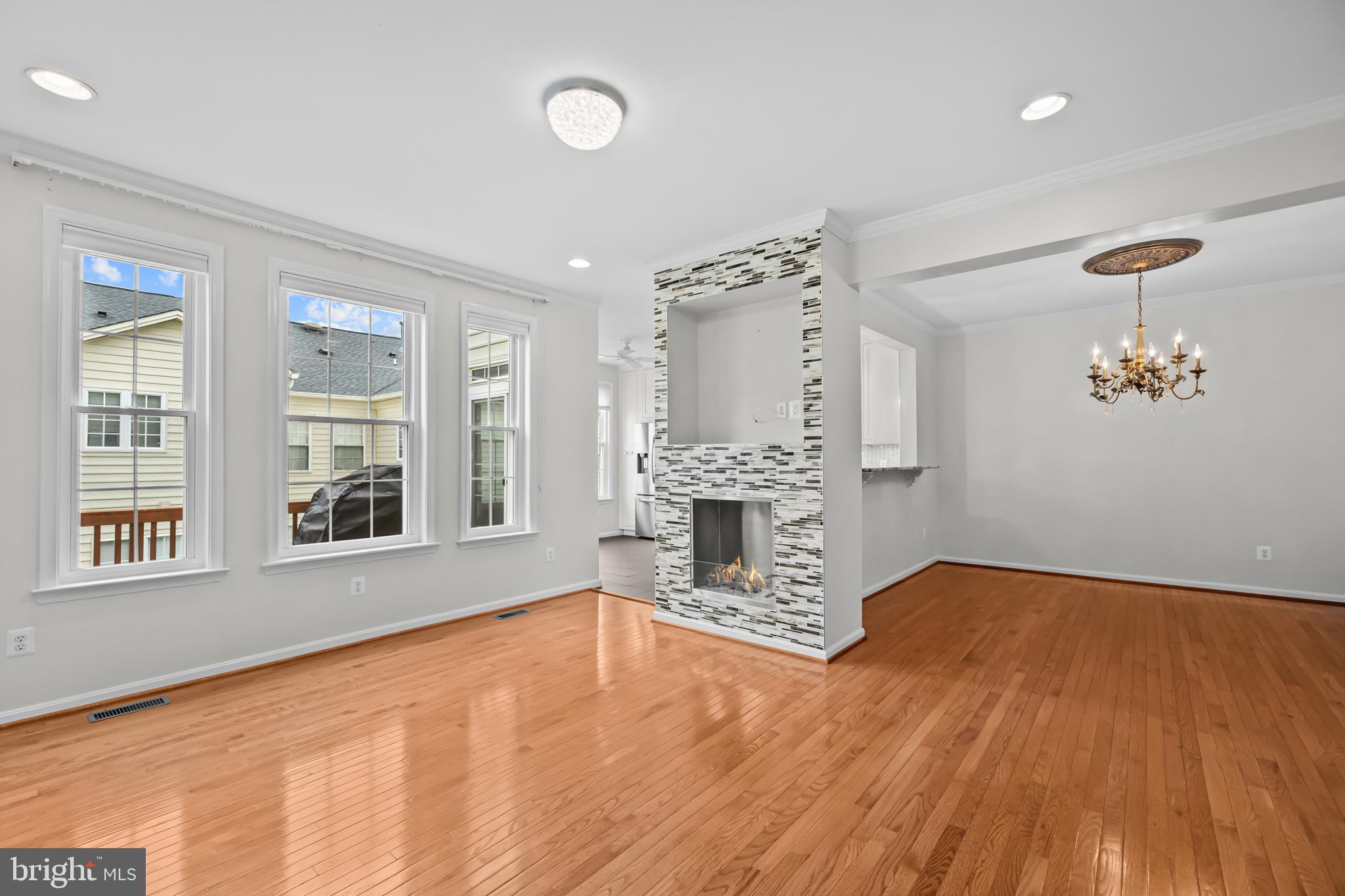 20366 CLOVER FIELD TERRACE