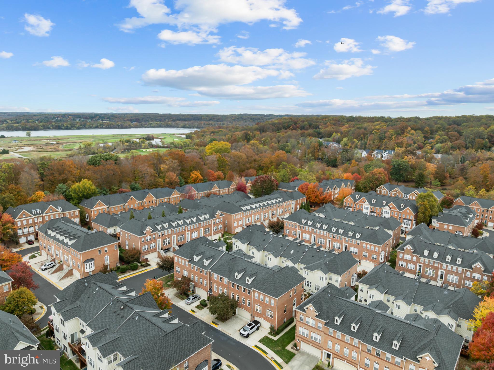 LOWES ISLAND/CASCADES - Residential