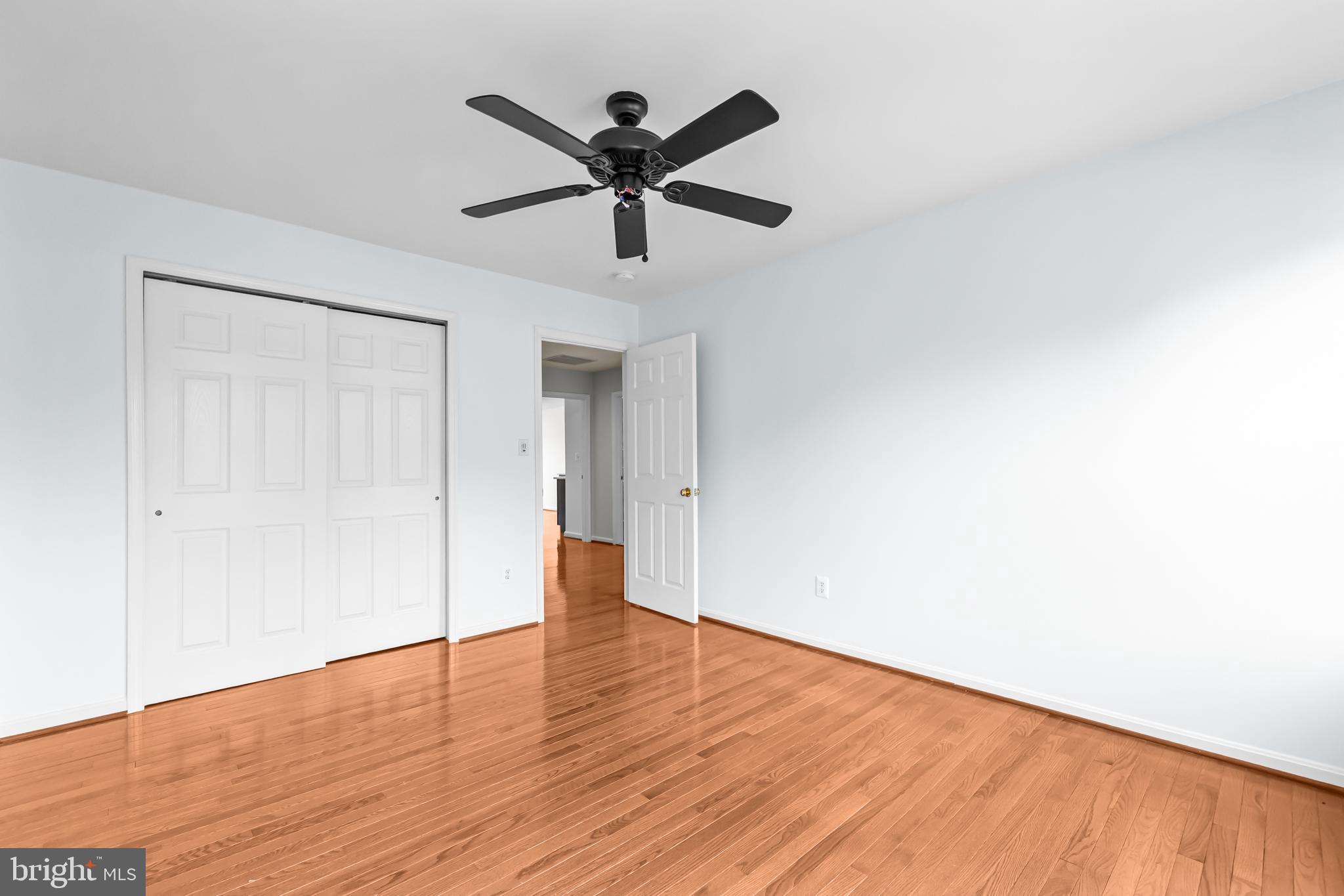 LOWES ISLAND/CASCADES - Residential