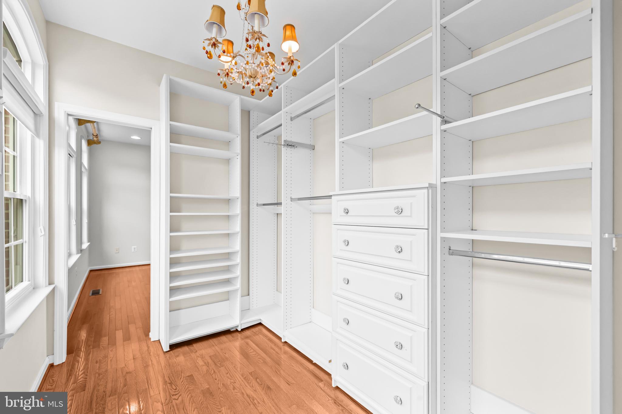 LOWES ISLAND/CASCADES - Residential