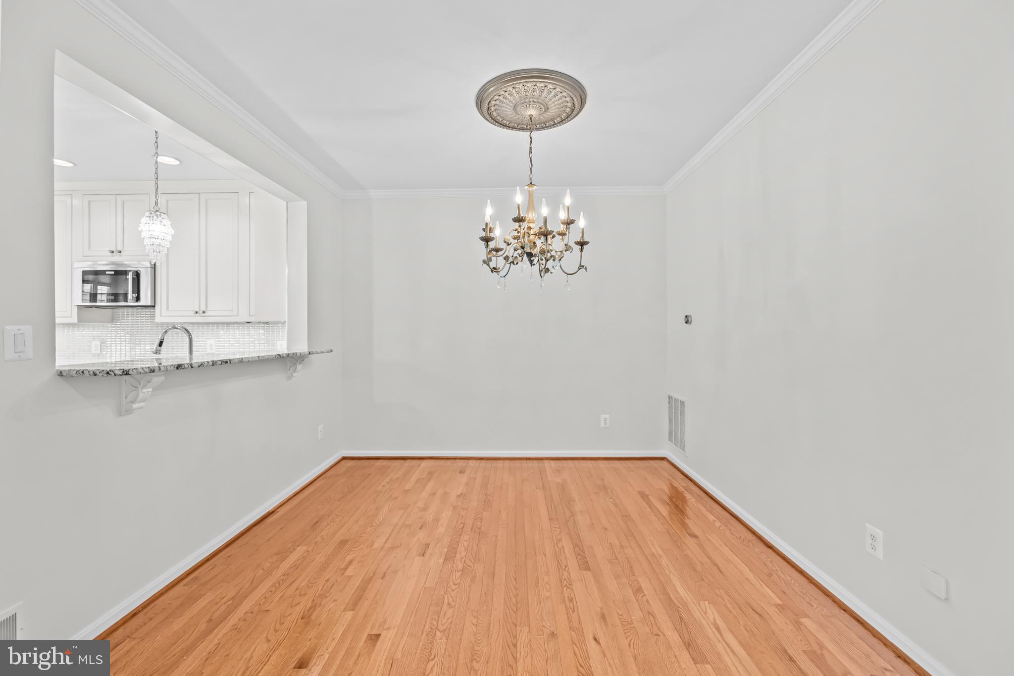 LOWES ISLAND/CASCADES - Residential