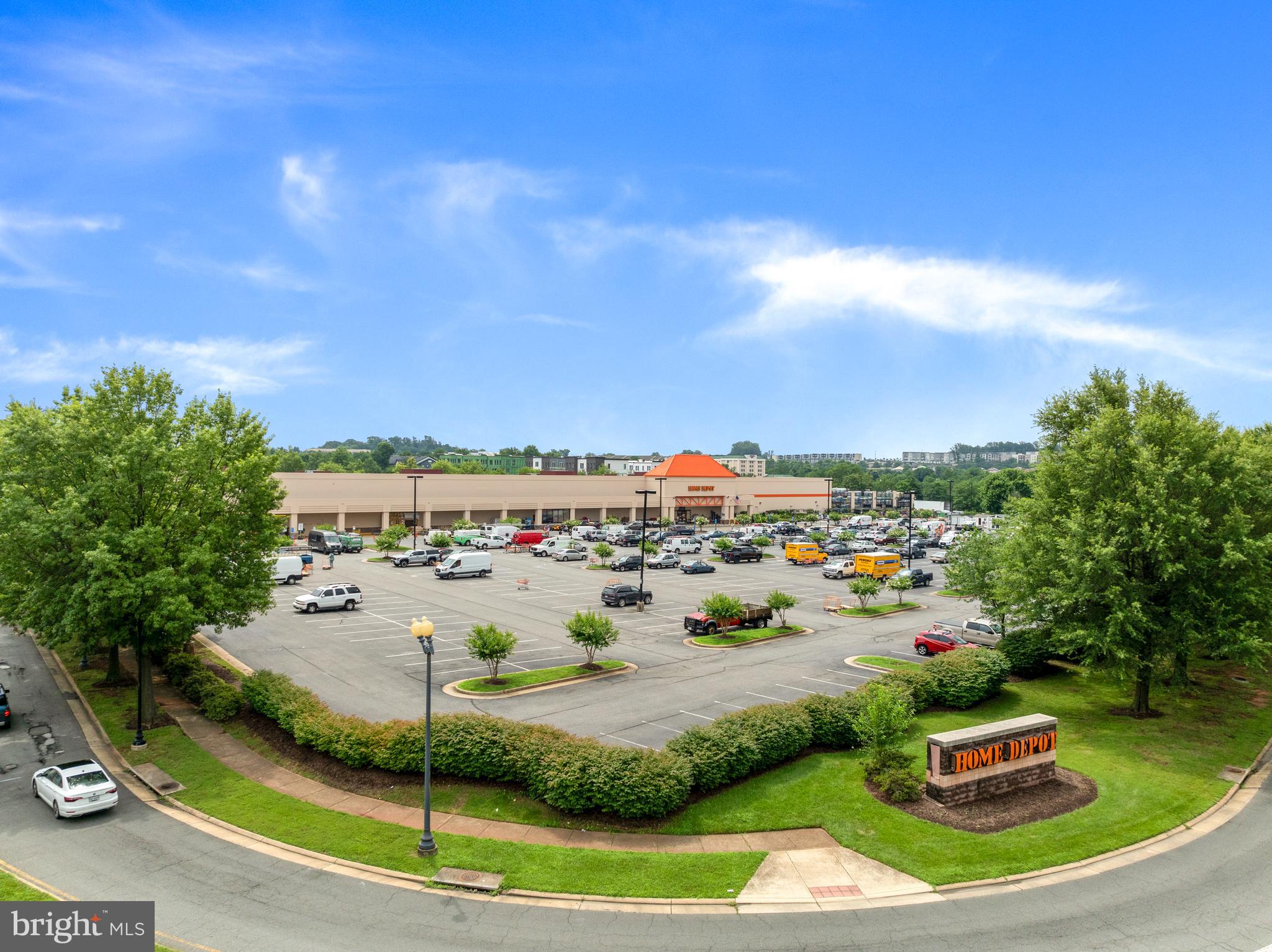 LOWES ISLAND/CASCADES - Residential