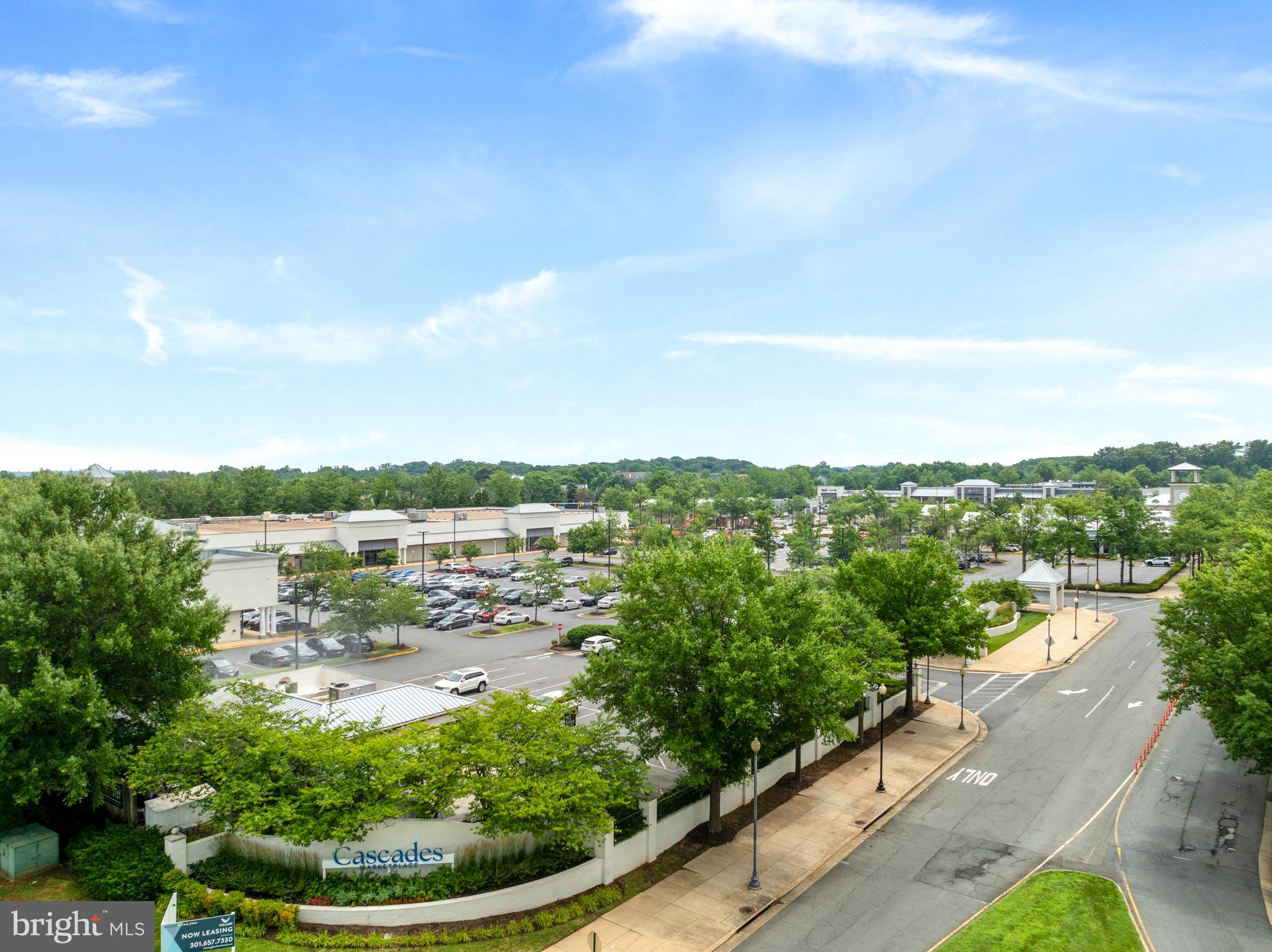 LOWES ISLAND/CASCADES - Residential