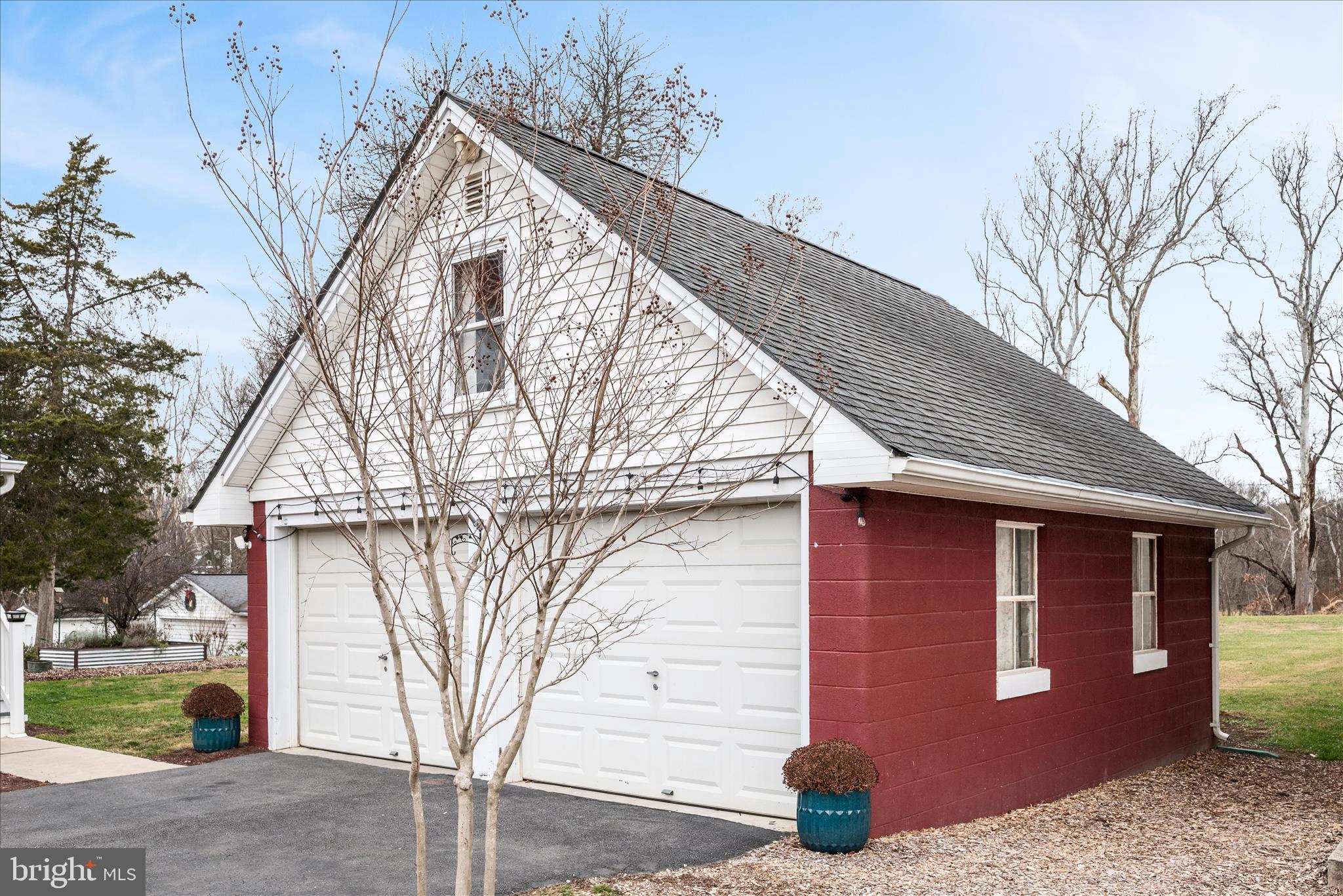 NONE UNRESTRICTED - Residential