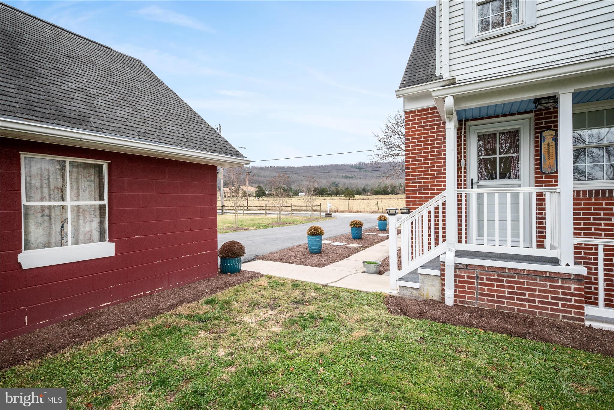 NONE UNRESTRICTED - Residential