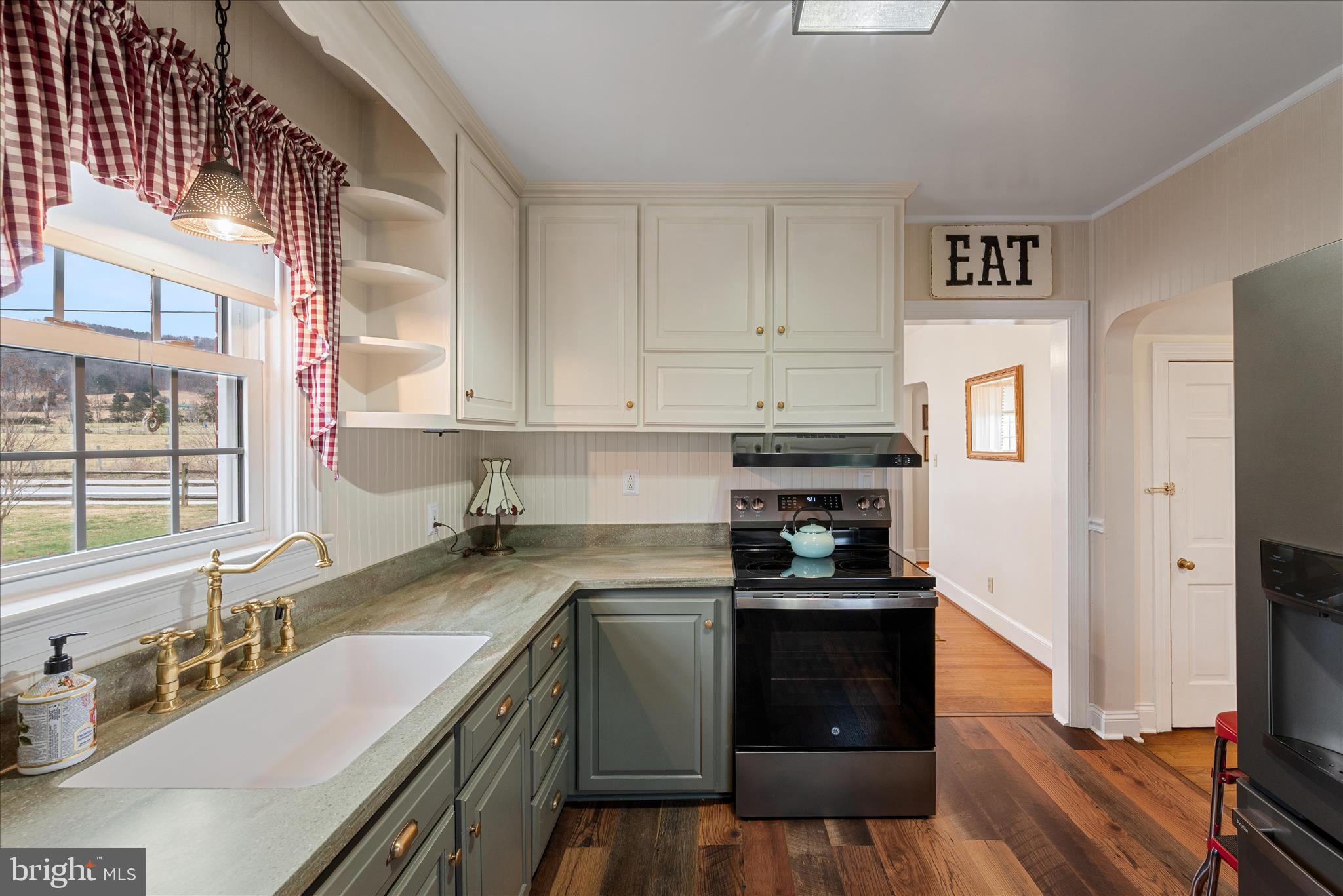 NONE UNRESTRICTED - Residential