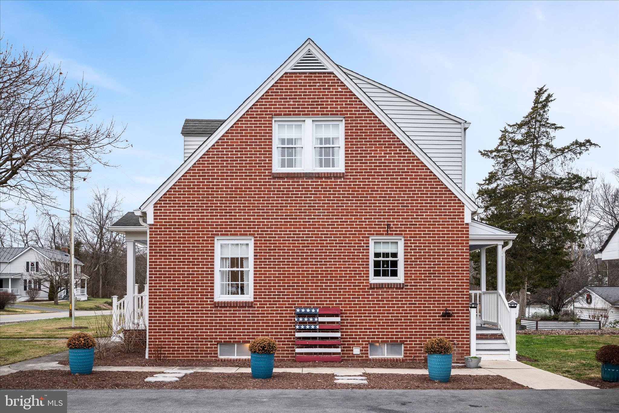 NONE UNRESTRICTED - Residential