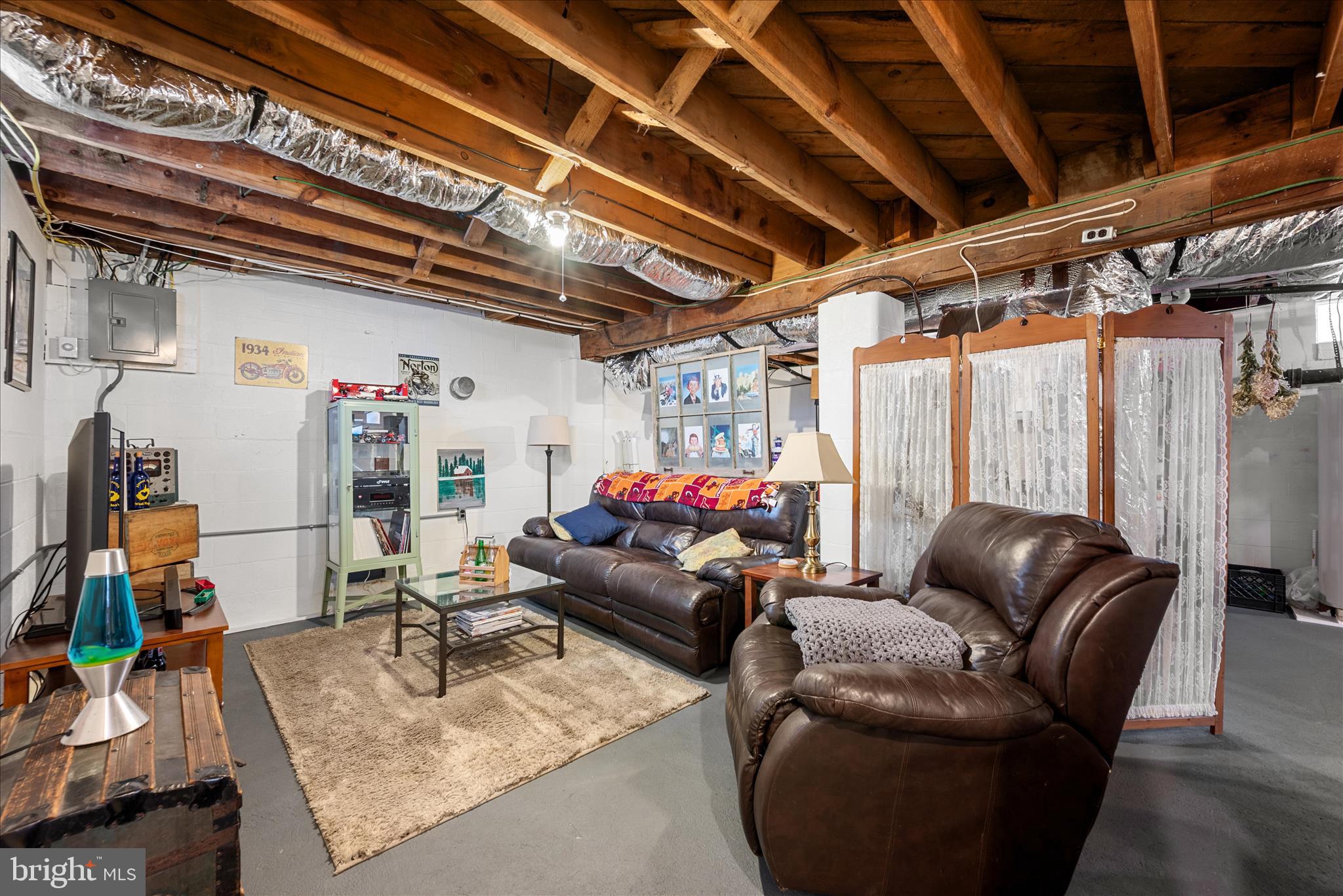 NONE UNRESTRICTED - Residential