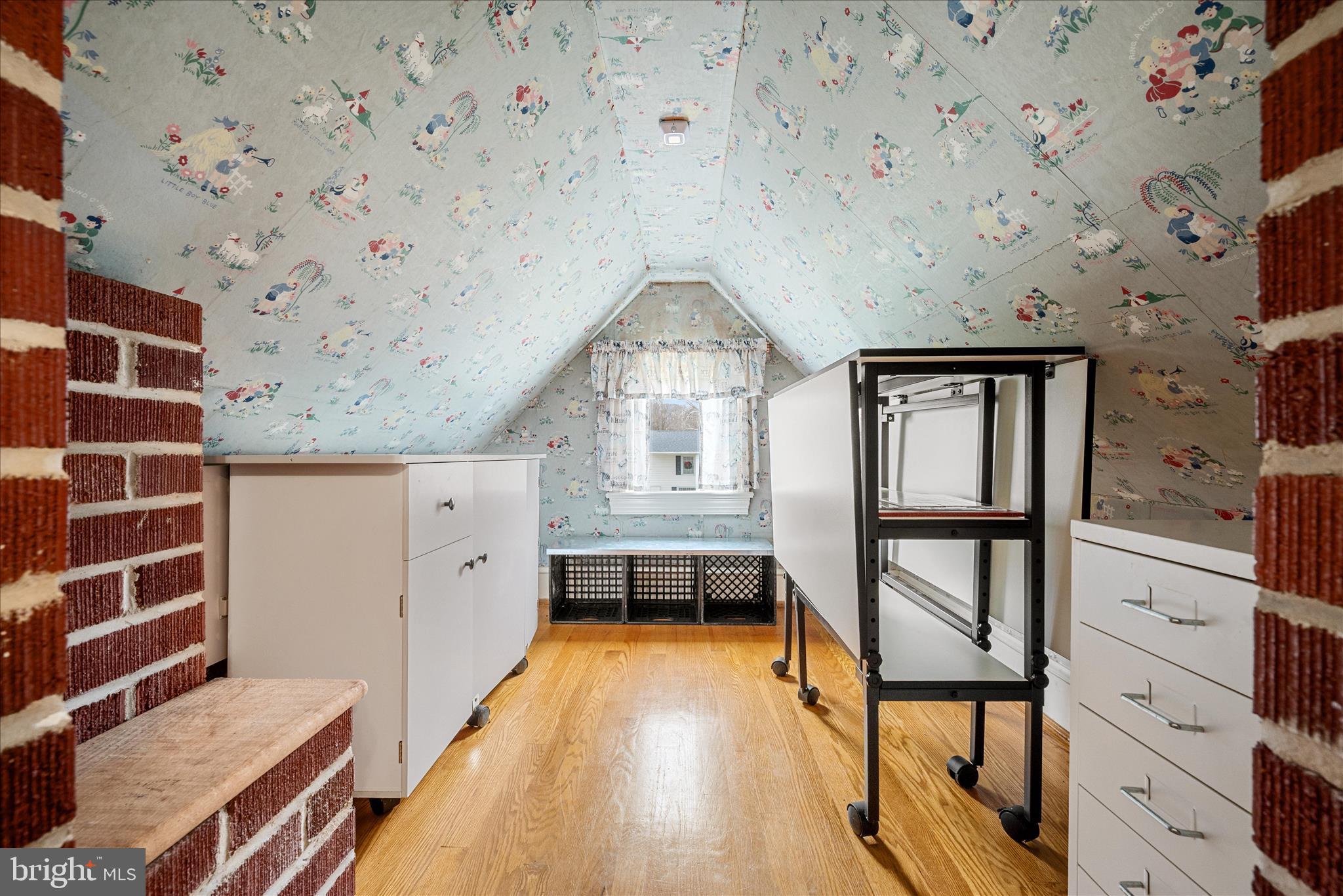 NONE UNRESTRICTED - Residential