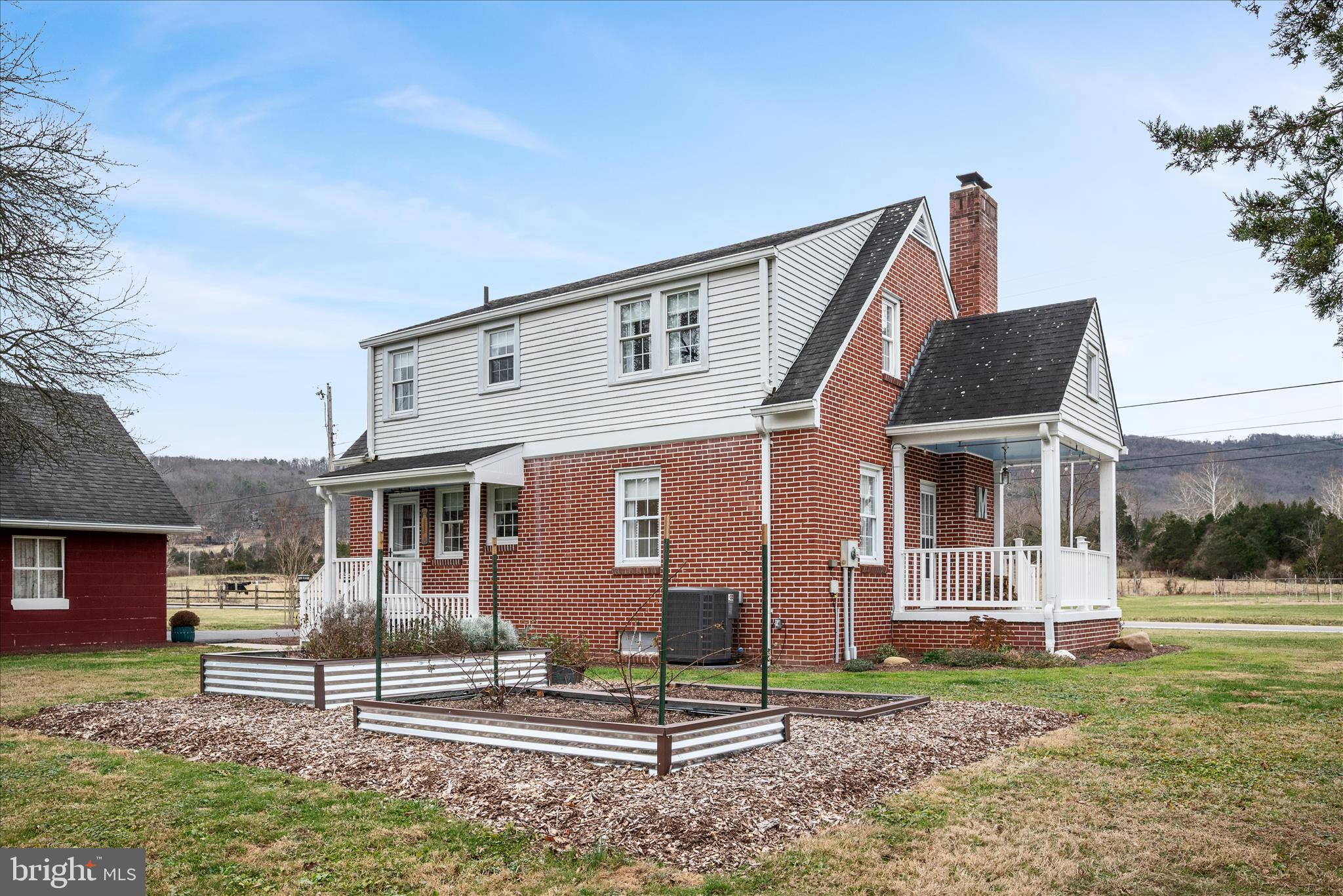 NONE UNRESTRICTED - Residential