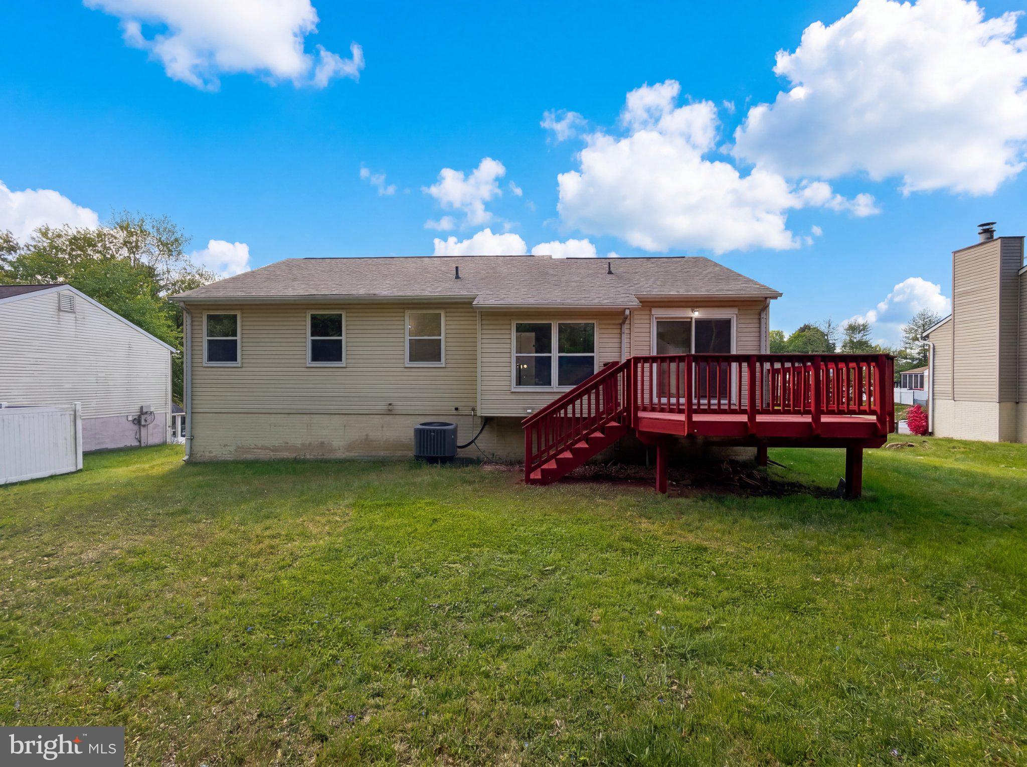 12708 LAMPTON LANE