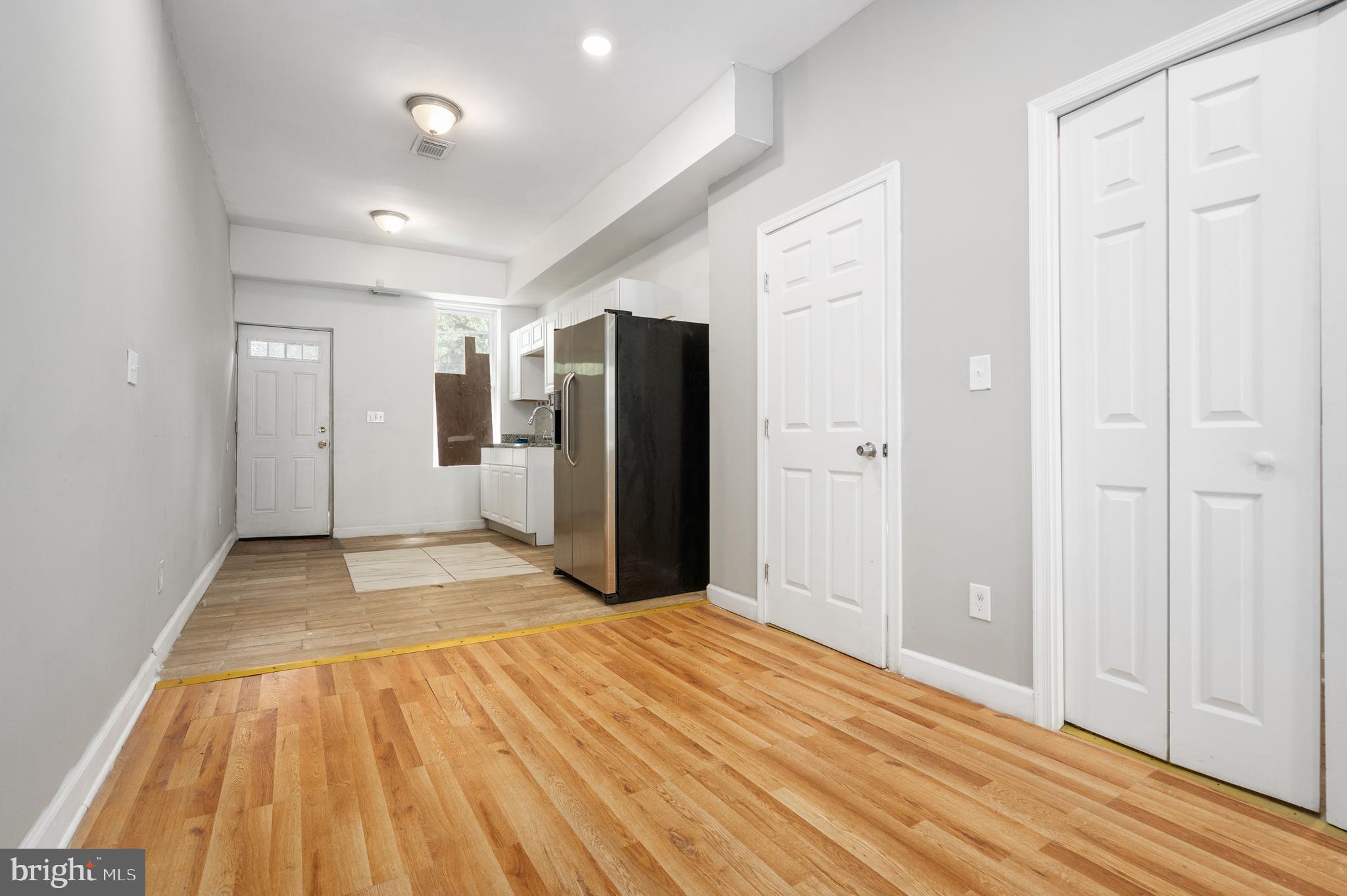 MIDTOWN EDMONDSON - Residential