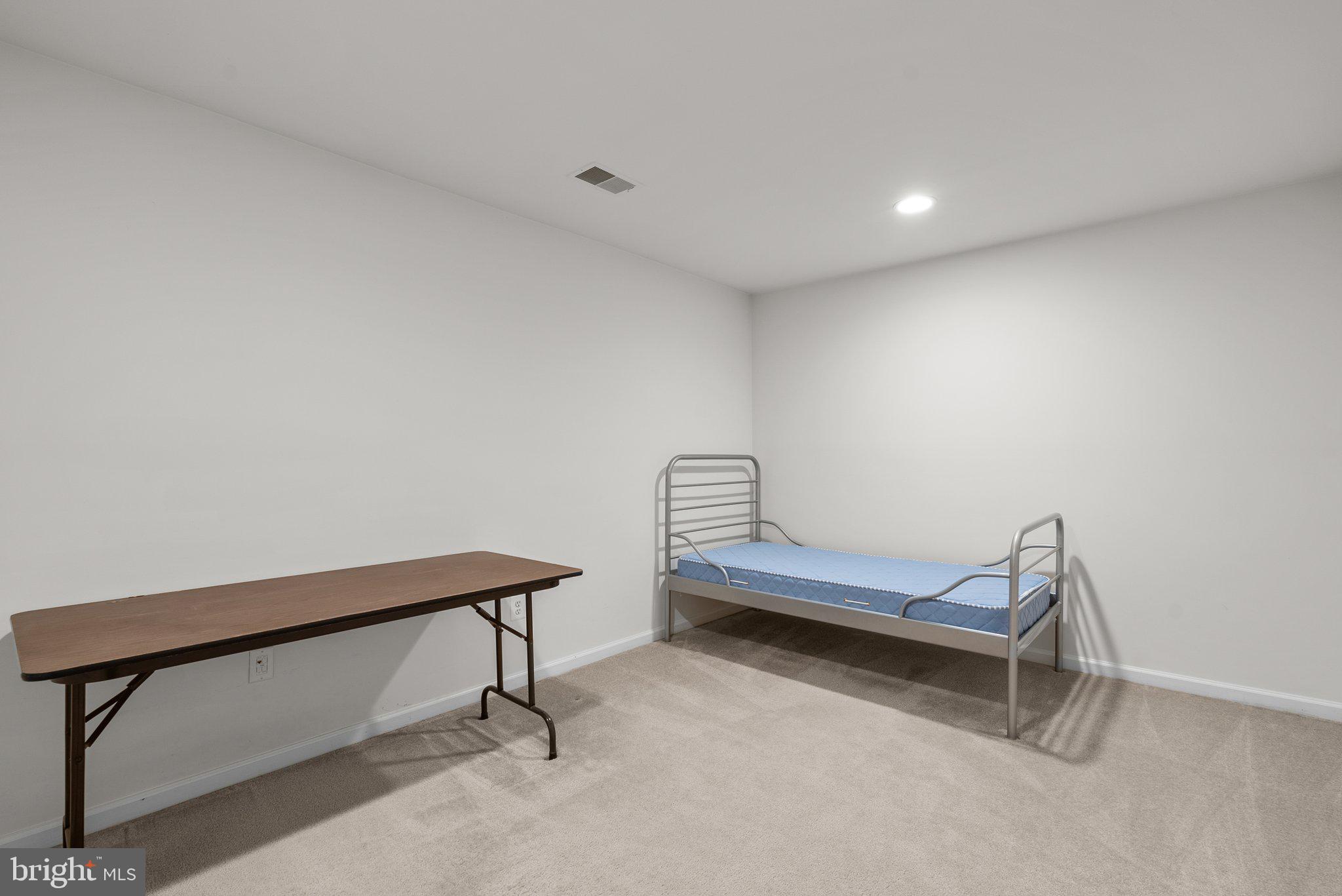 KINGSVIEW RIDGE - Residential