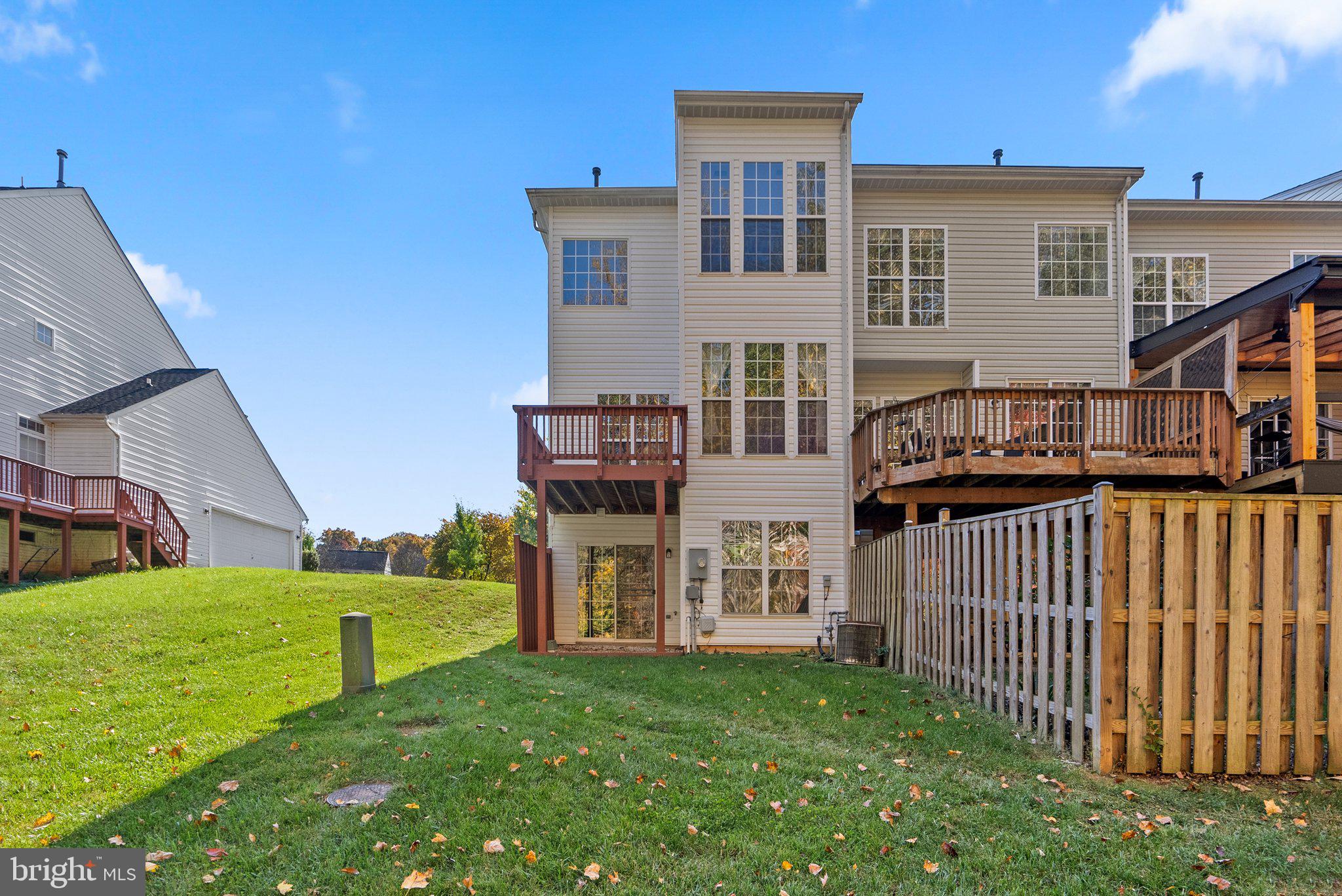 KINGSVIEW RIDGE - Residential