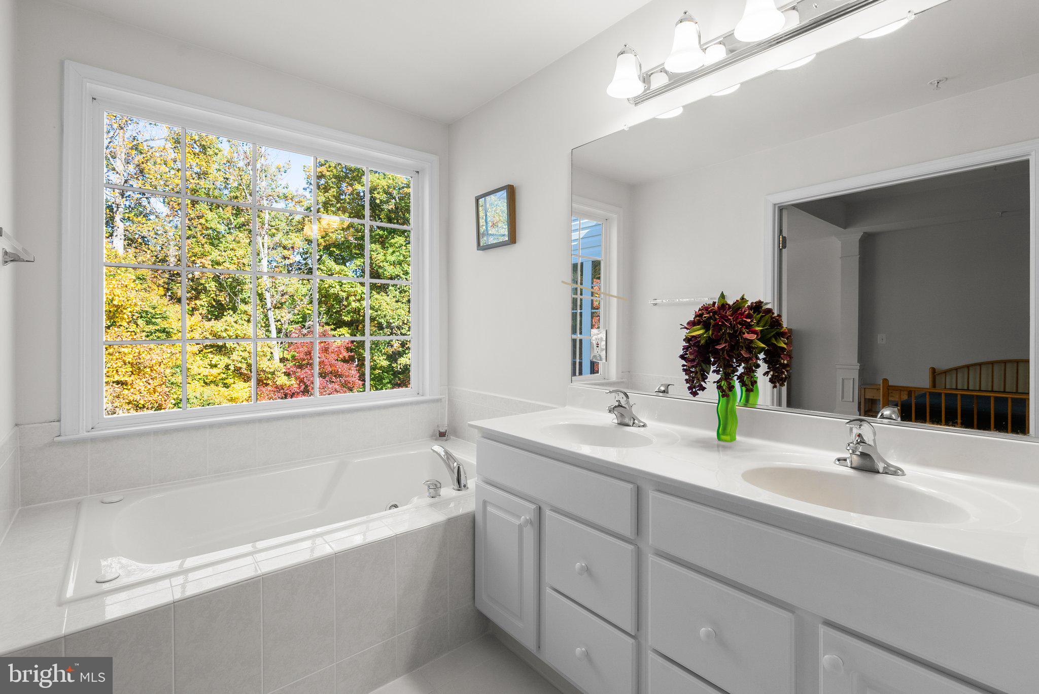 KINGSVIEW RIDGE - Residential