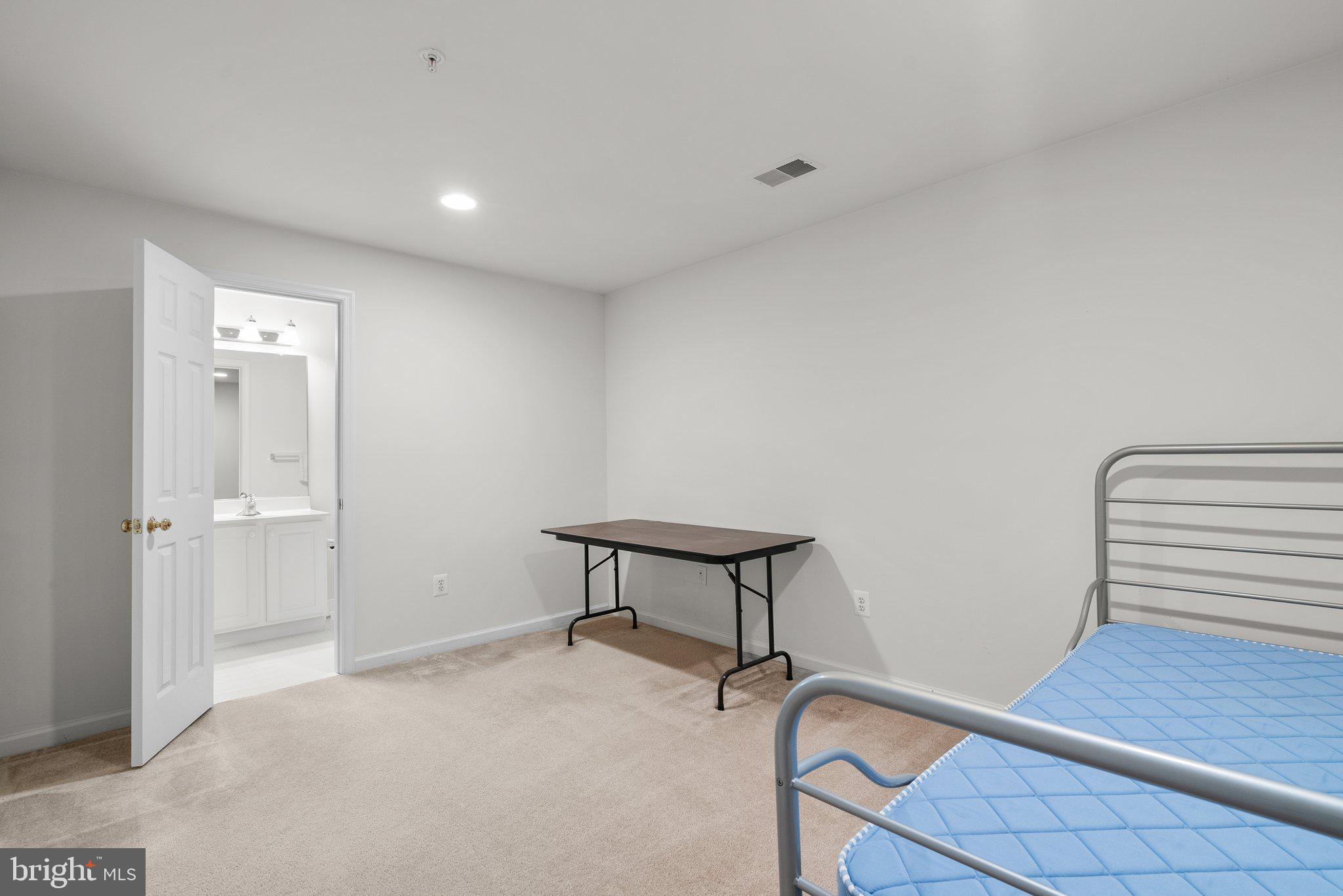 KINGSVIEW RIDGE - Residential