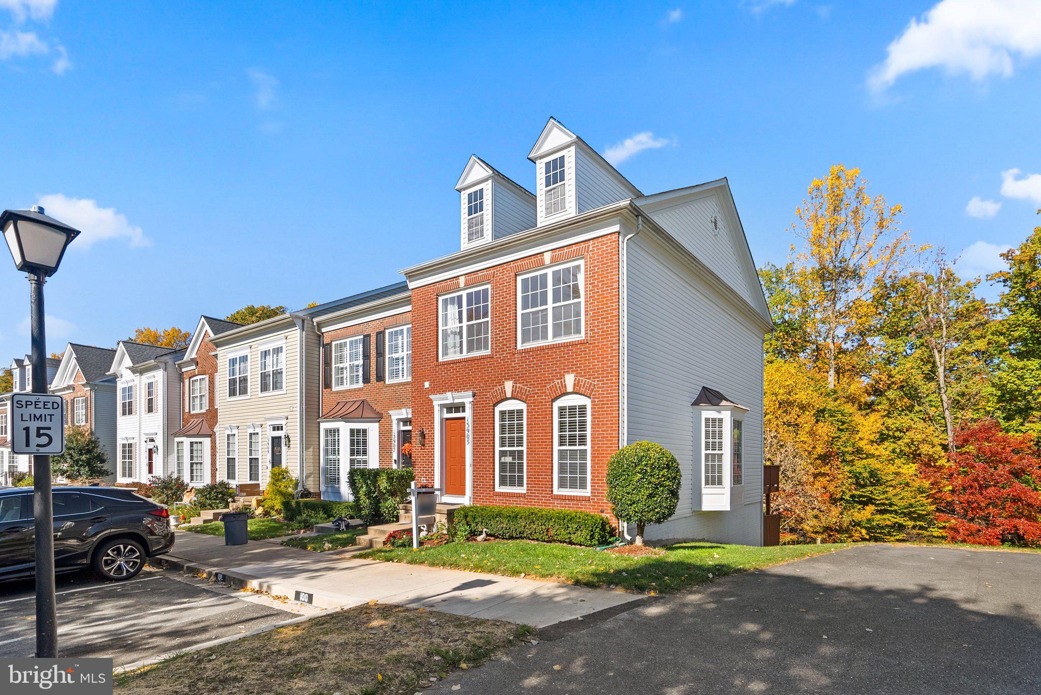 KINGSVIEW RIDGE - Residential