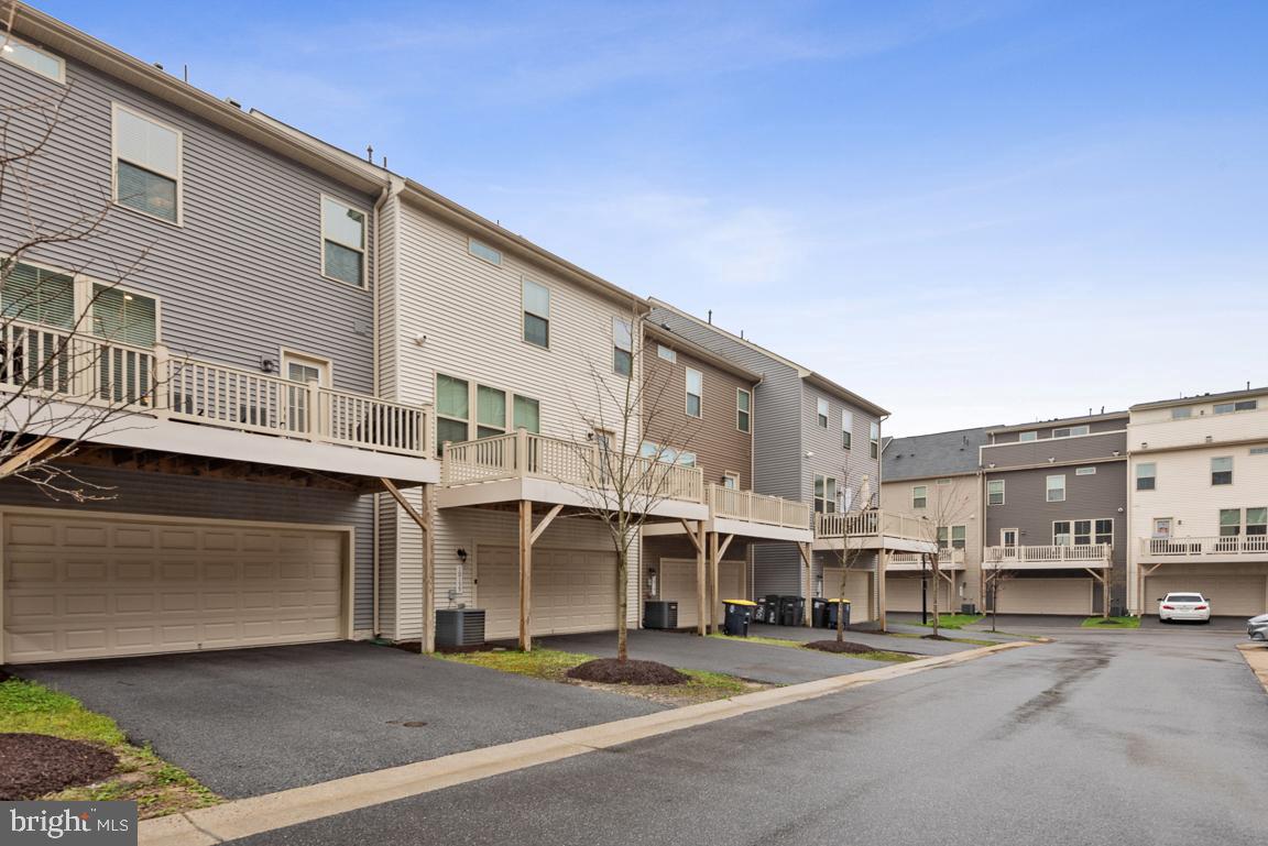 GLENN DALE CROSSING - Residential