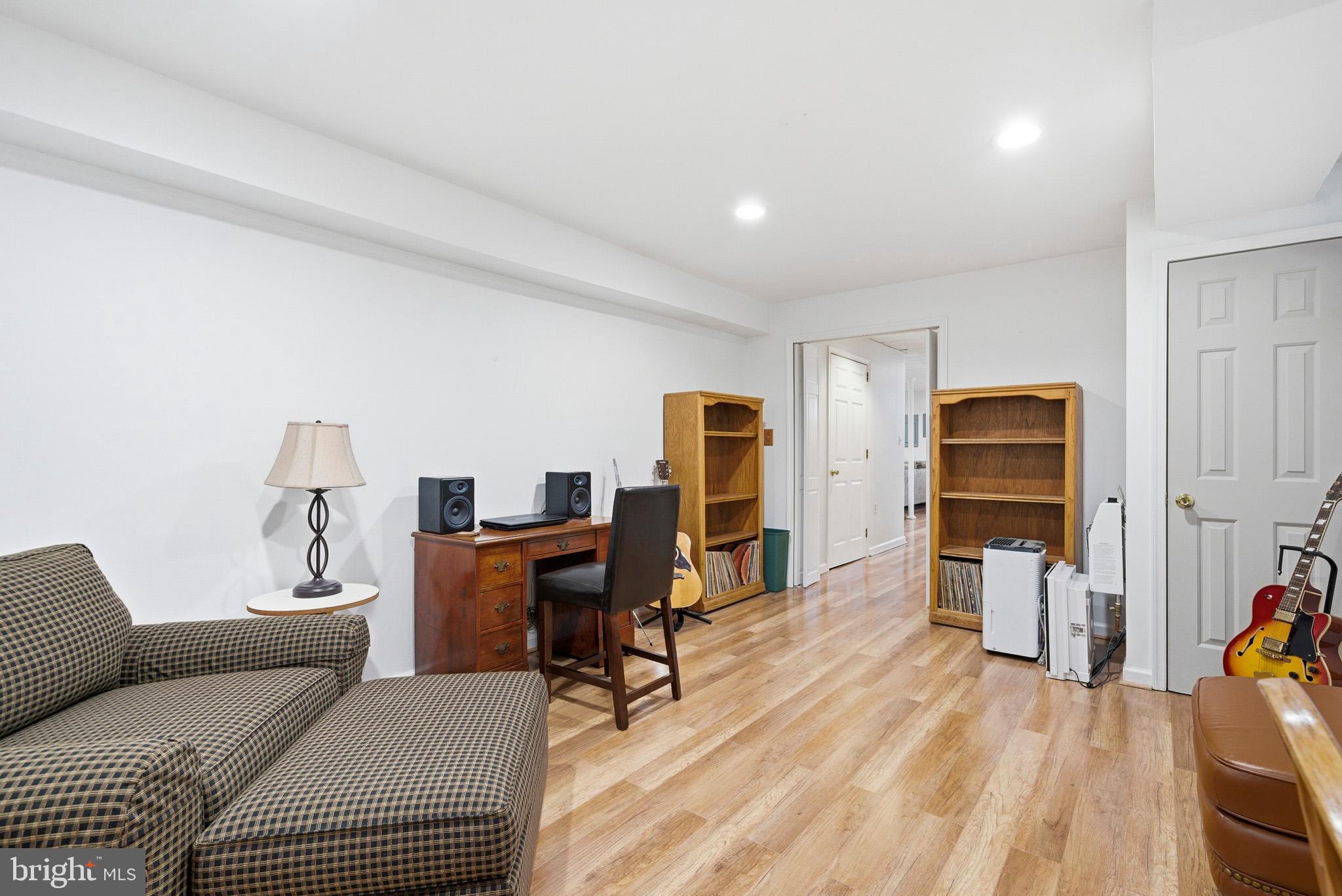 HOME PLACE - Residential