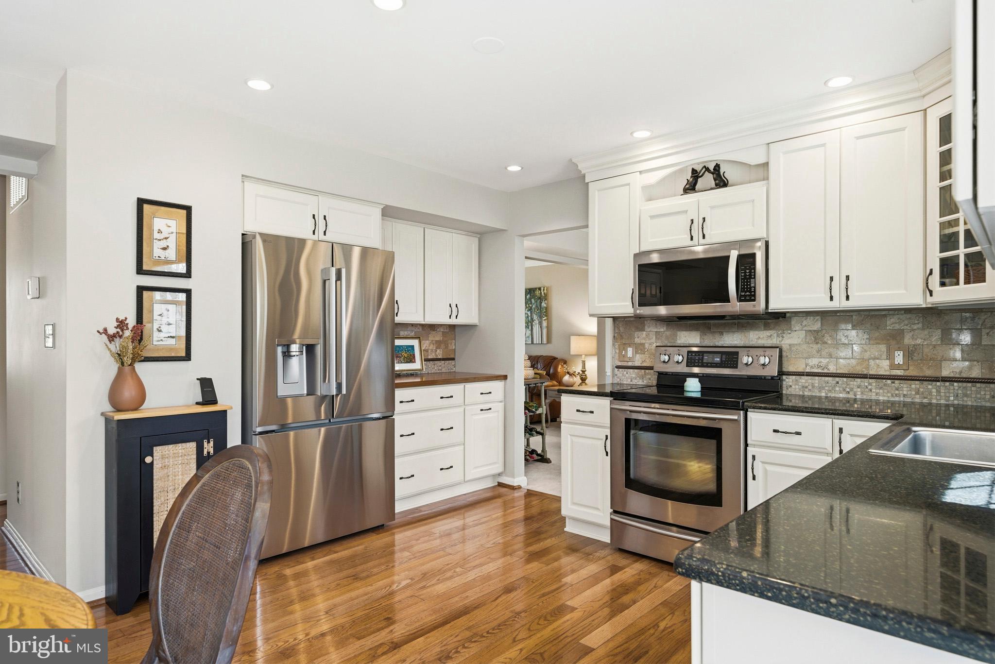 HOME PLACE - Residential