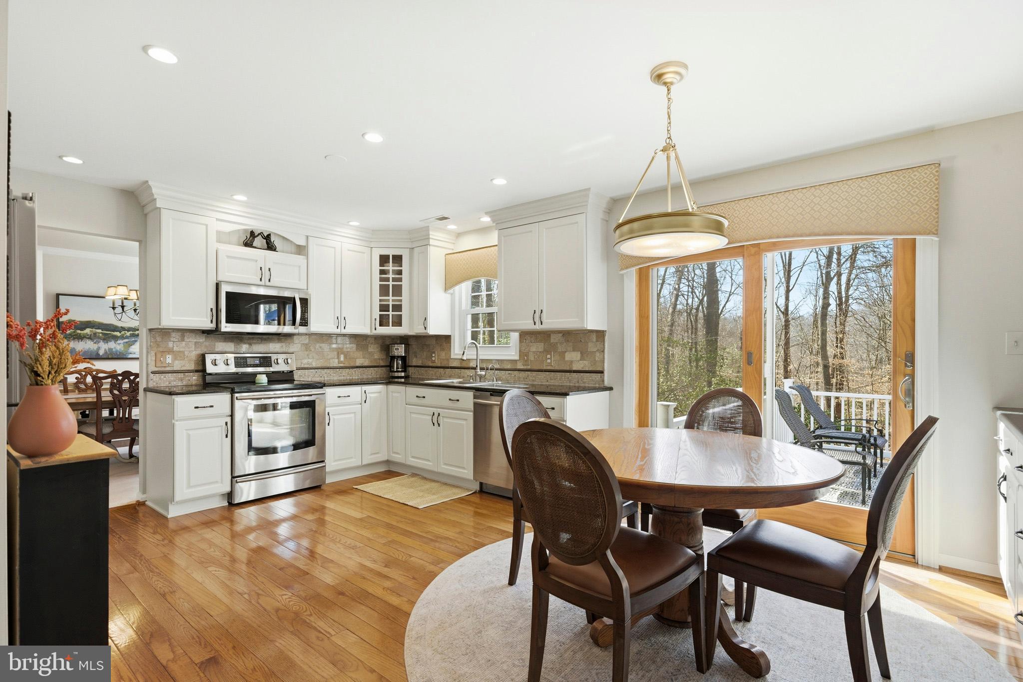 HOME PLACE - Residential