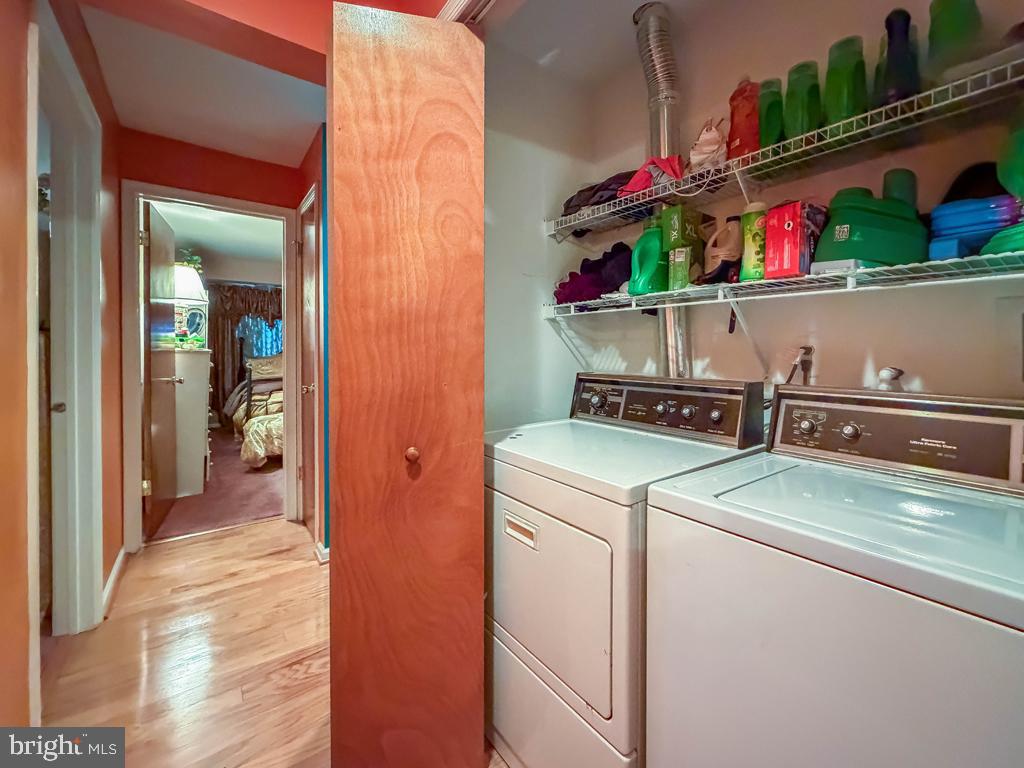 DELAIRE LANDING - Residential