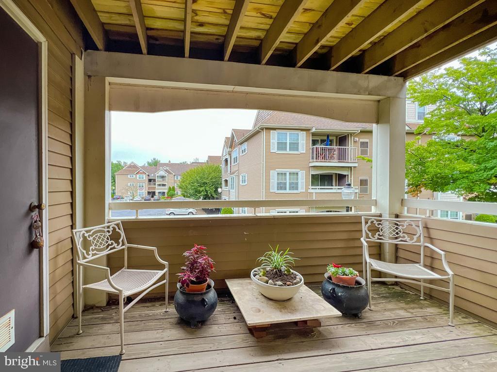 72203 DELAIRE LANDING ROAD 00 203