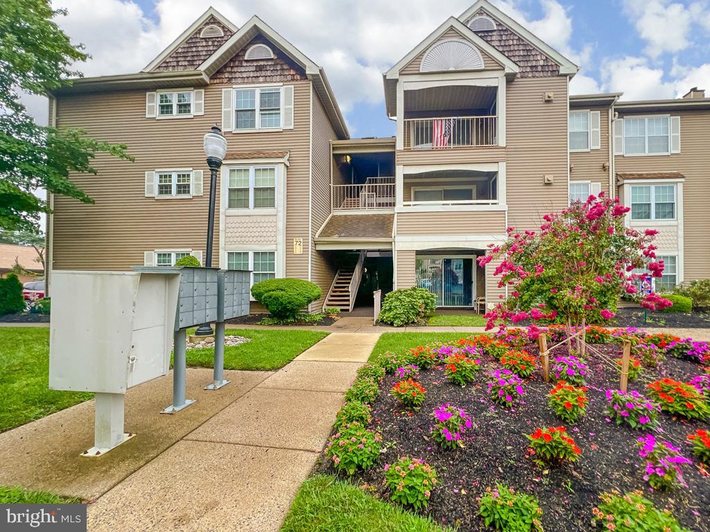 72203 DELAIRE LANDING ROAD 00 203